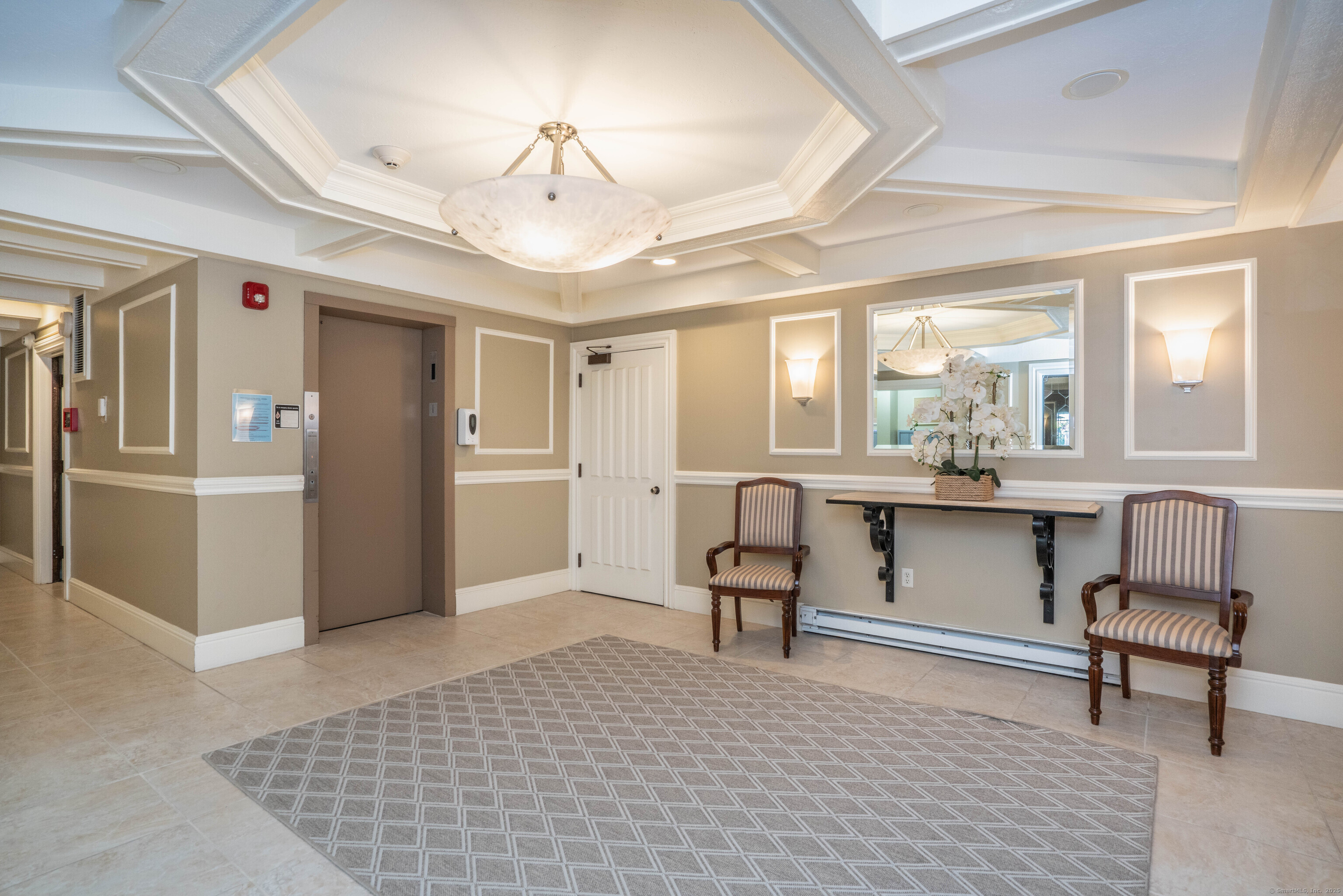 795 Prospect Avenue A2