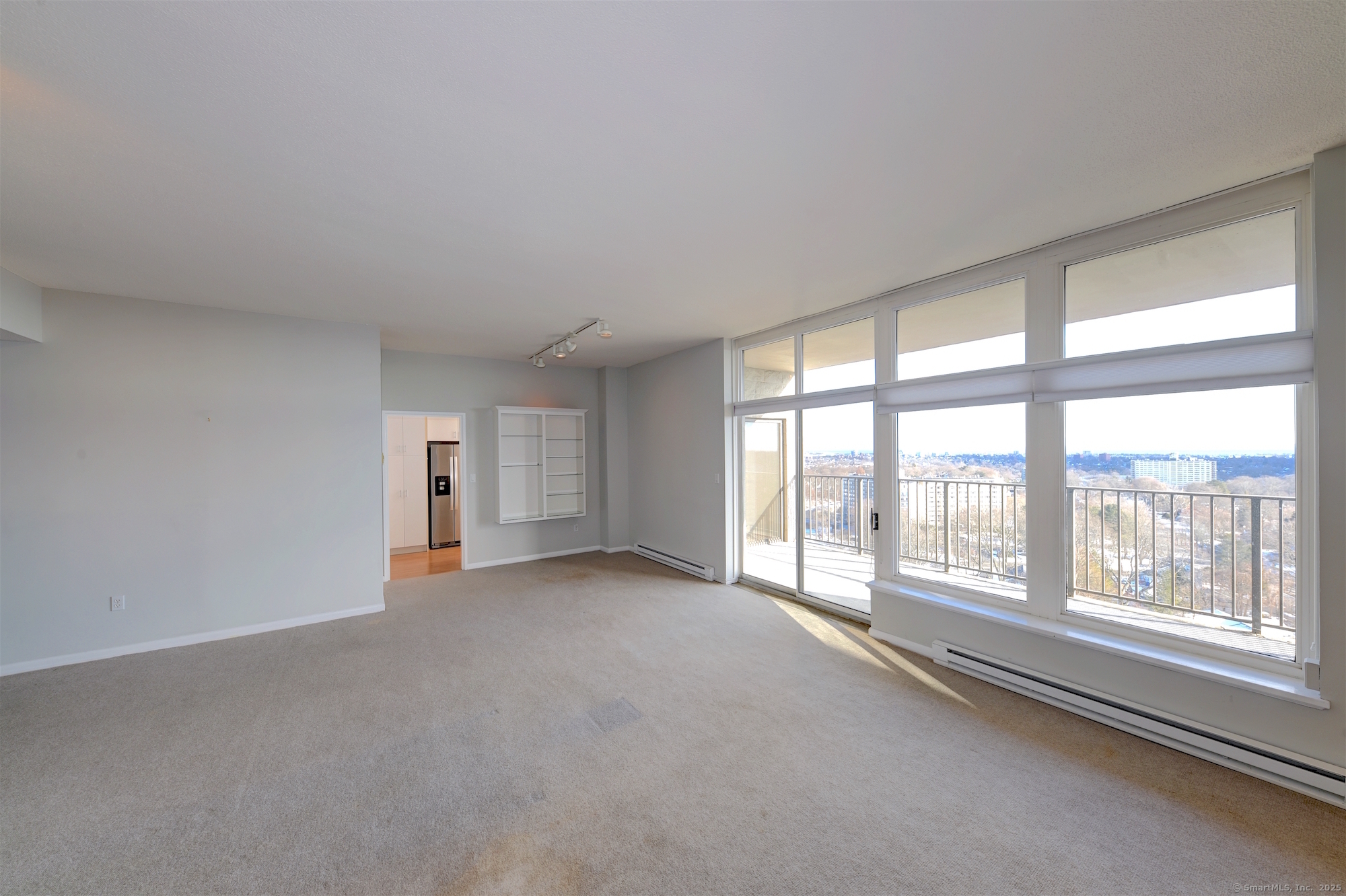 3200 Park Avenue 11B1