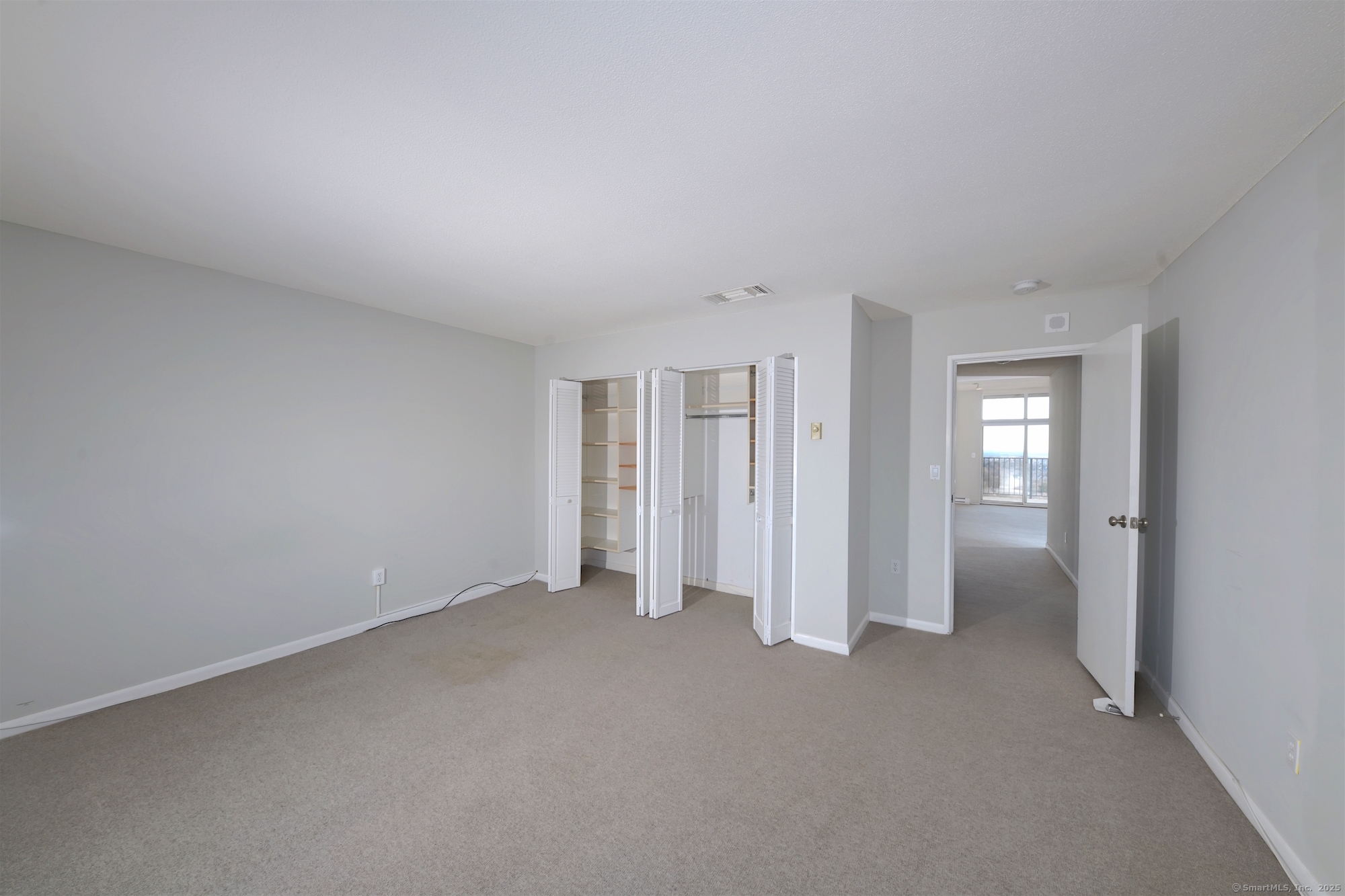 3200 Park Avenue 11B1
