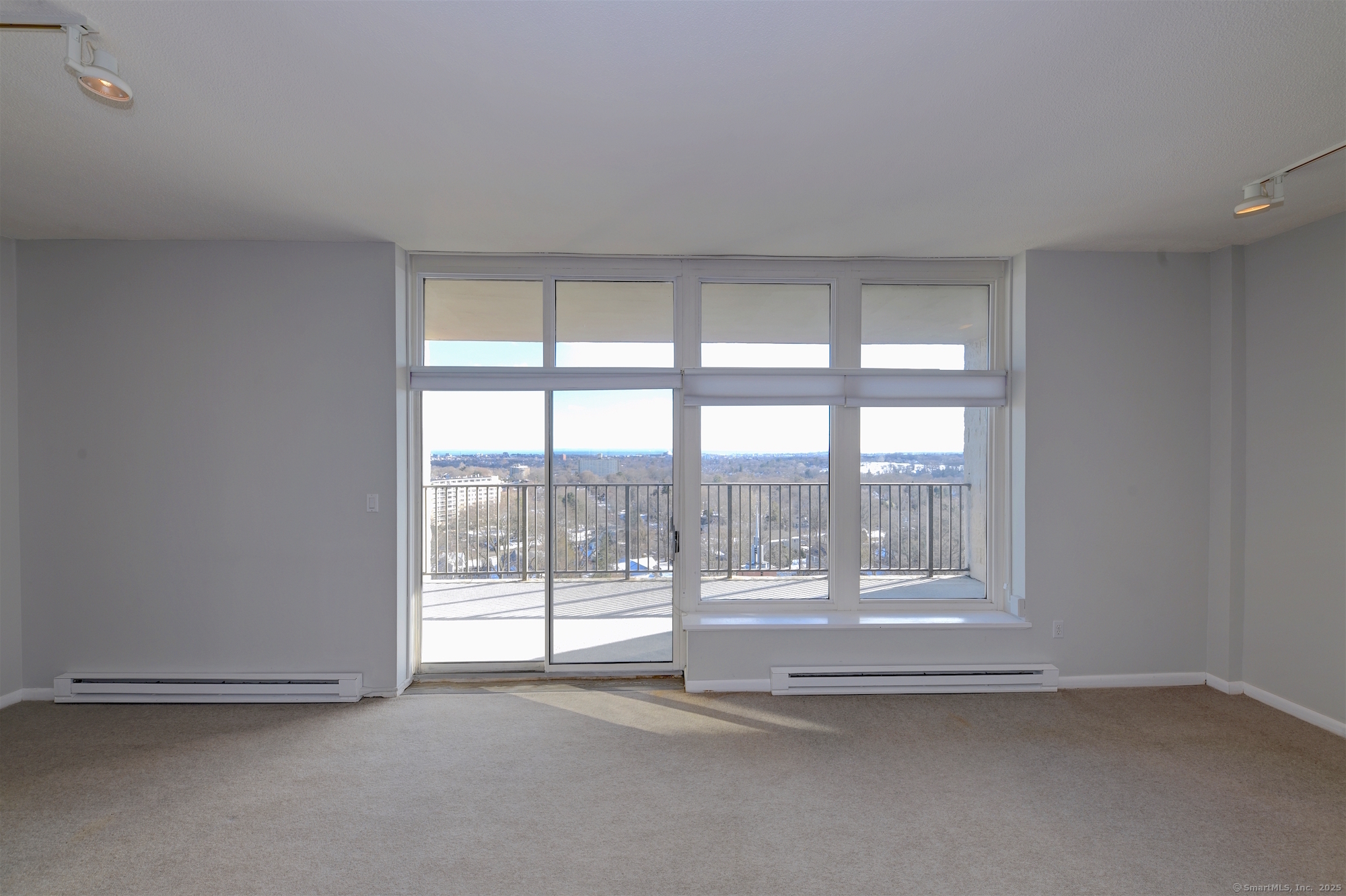 3200 Park Avenue 11B1