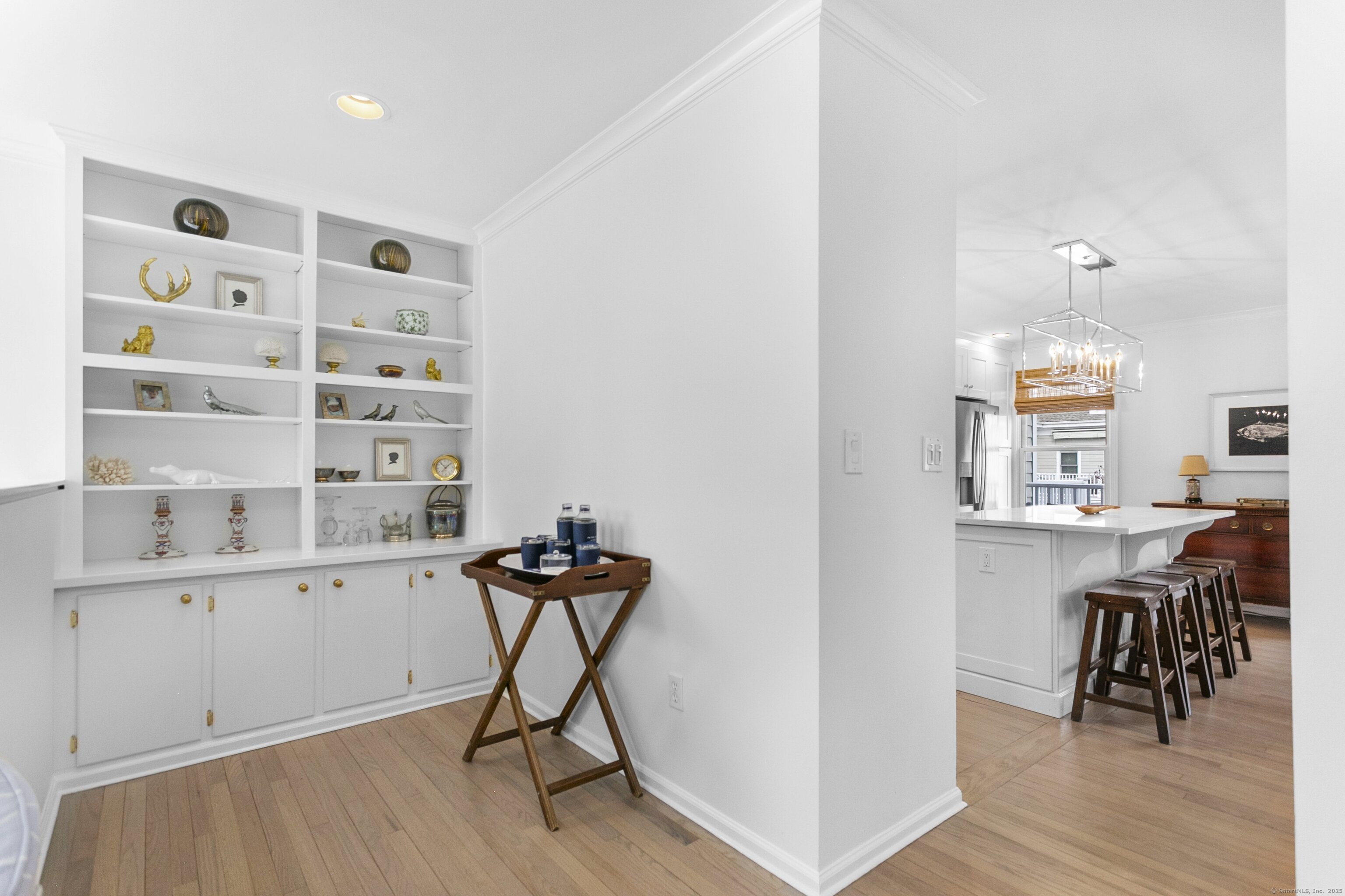 450 Center Street APT 1