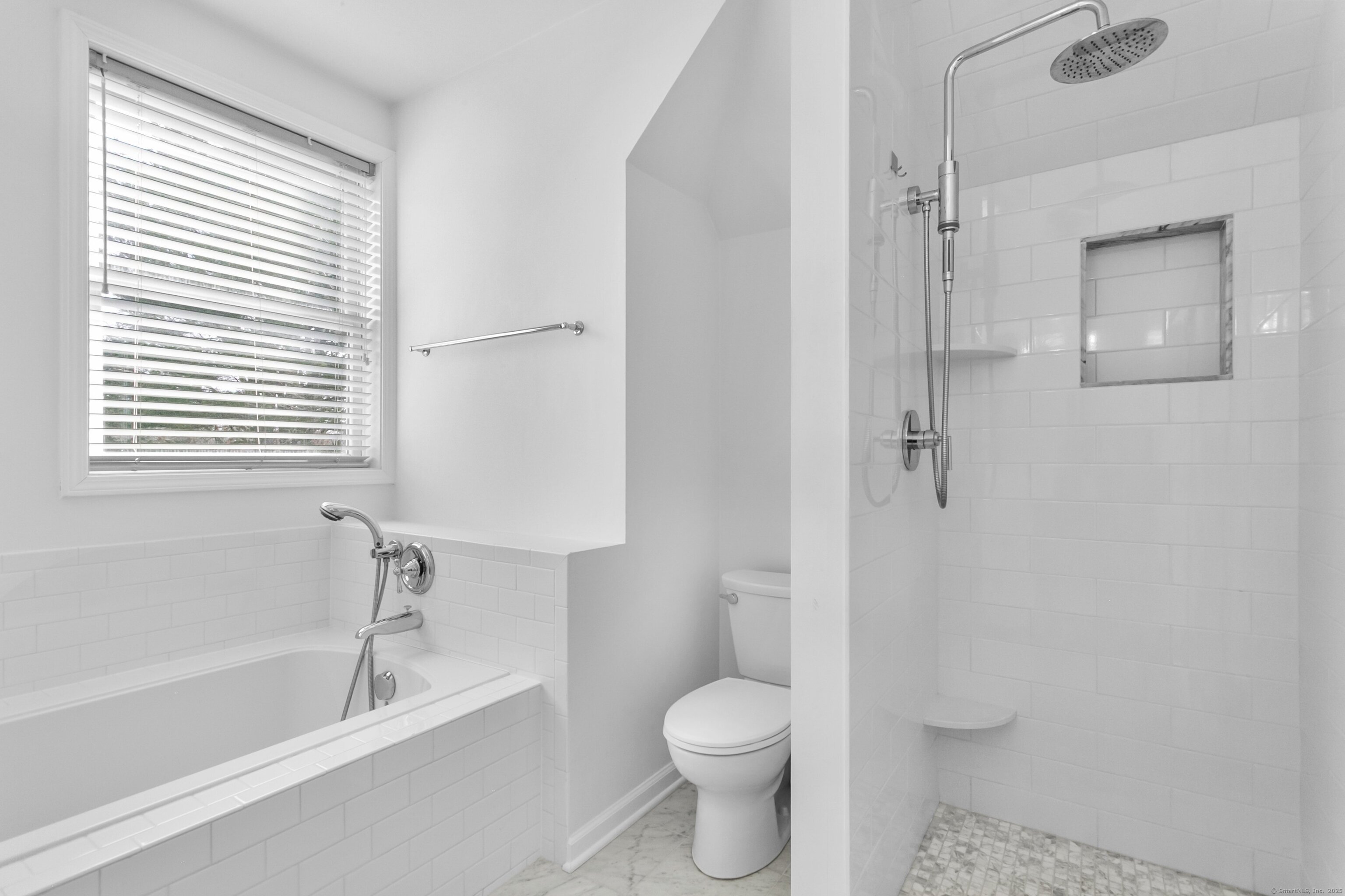 450 Center Street APT 1