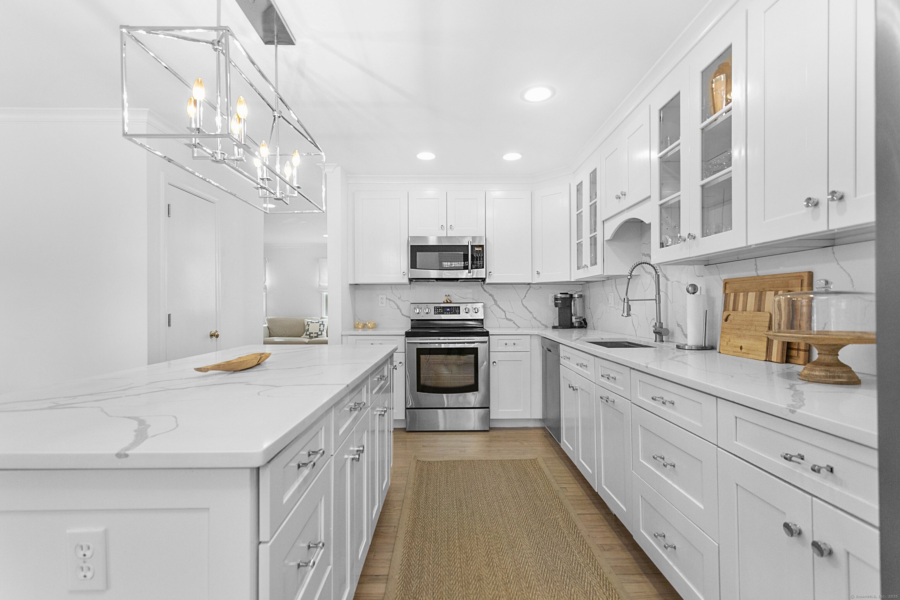 450 Center Street APT 1