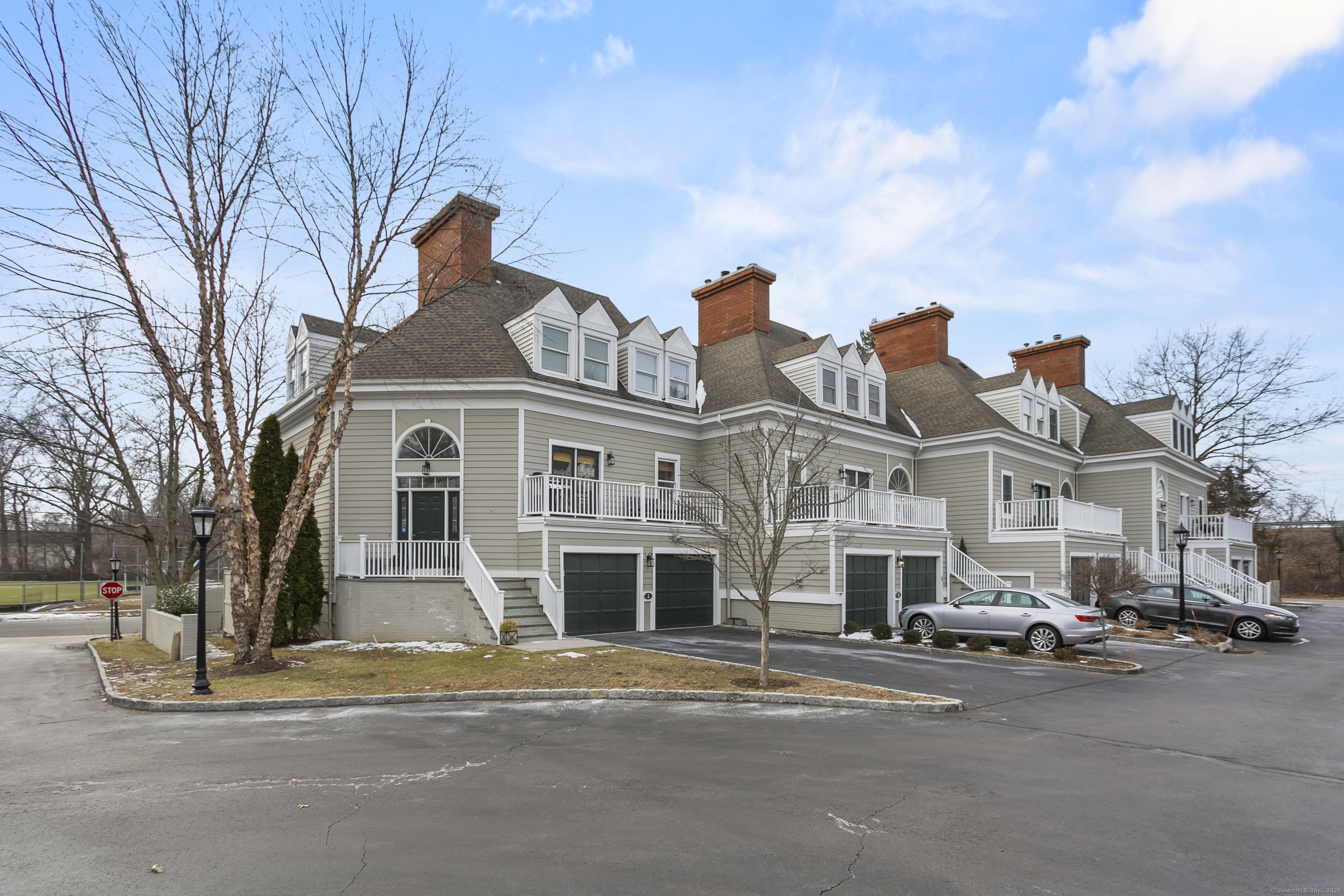 450 Center Street APT 1