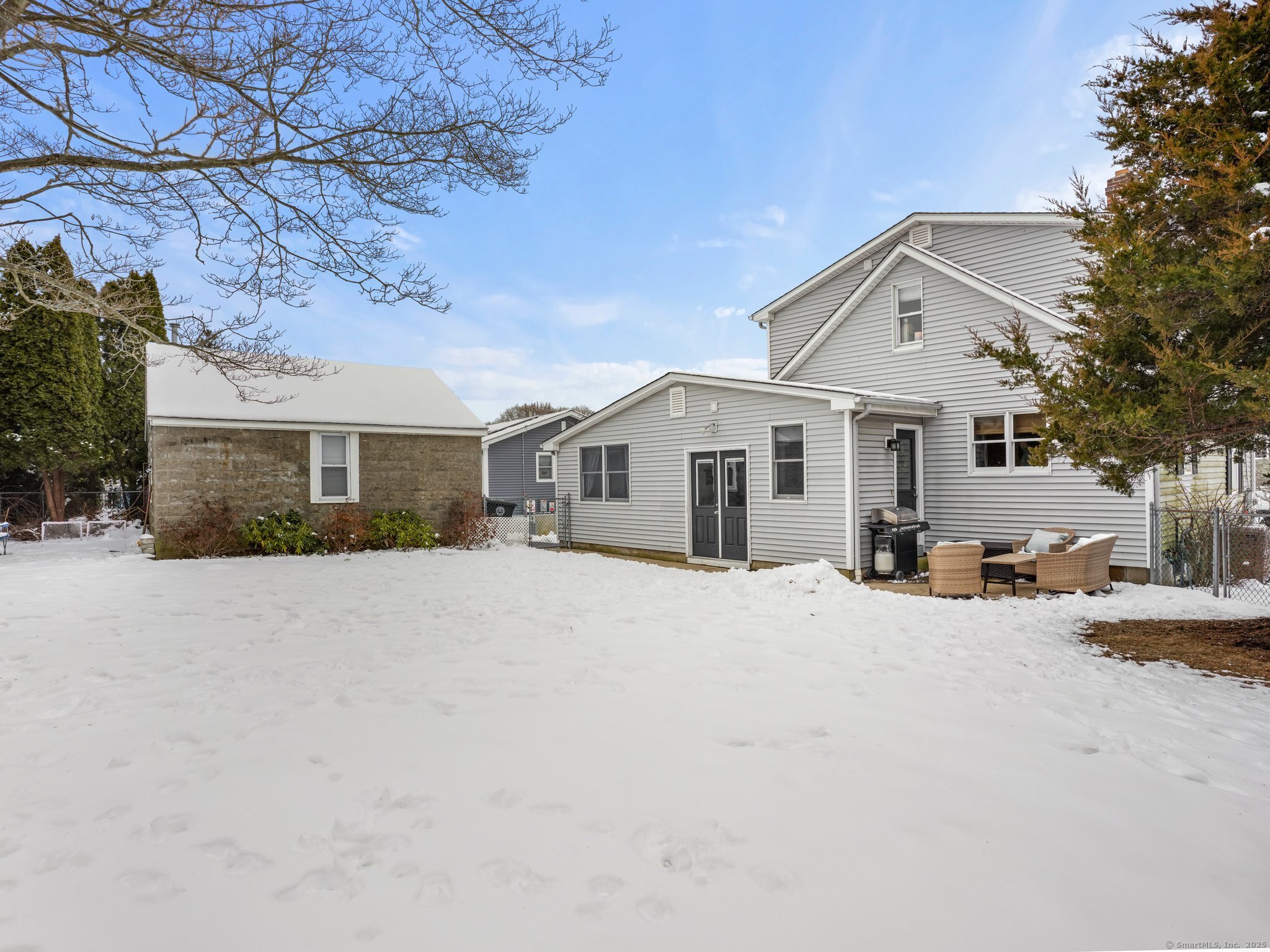 69 Whitney Avenue