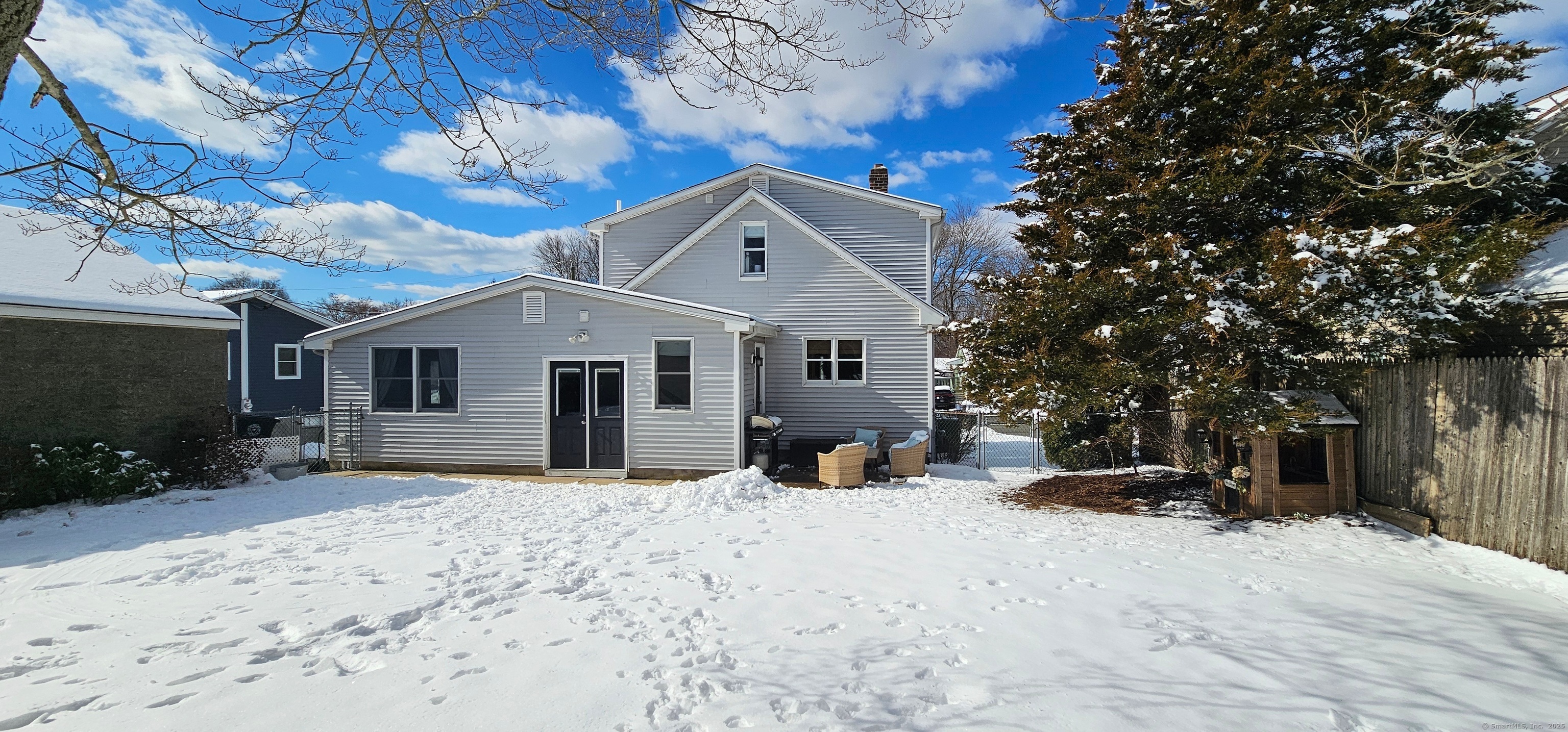 69 Whitney Avenue