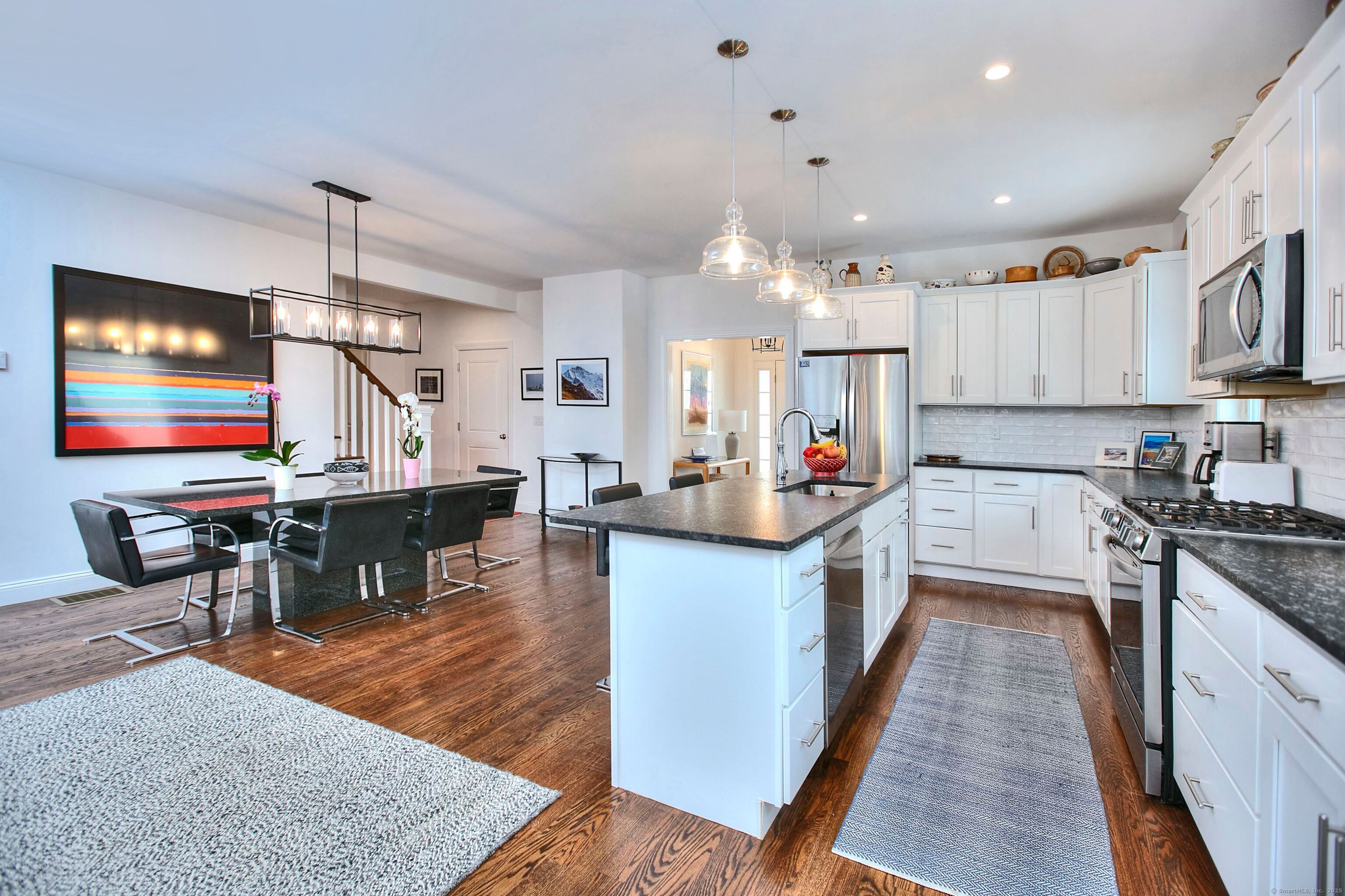 408 Hunter Drive 408