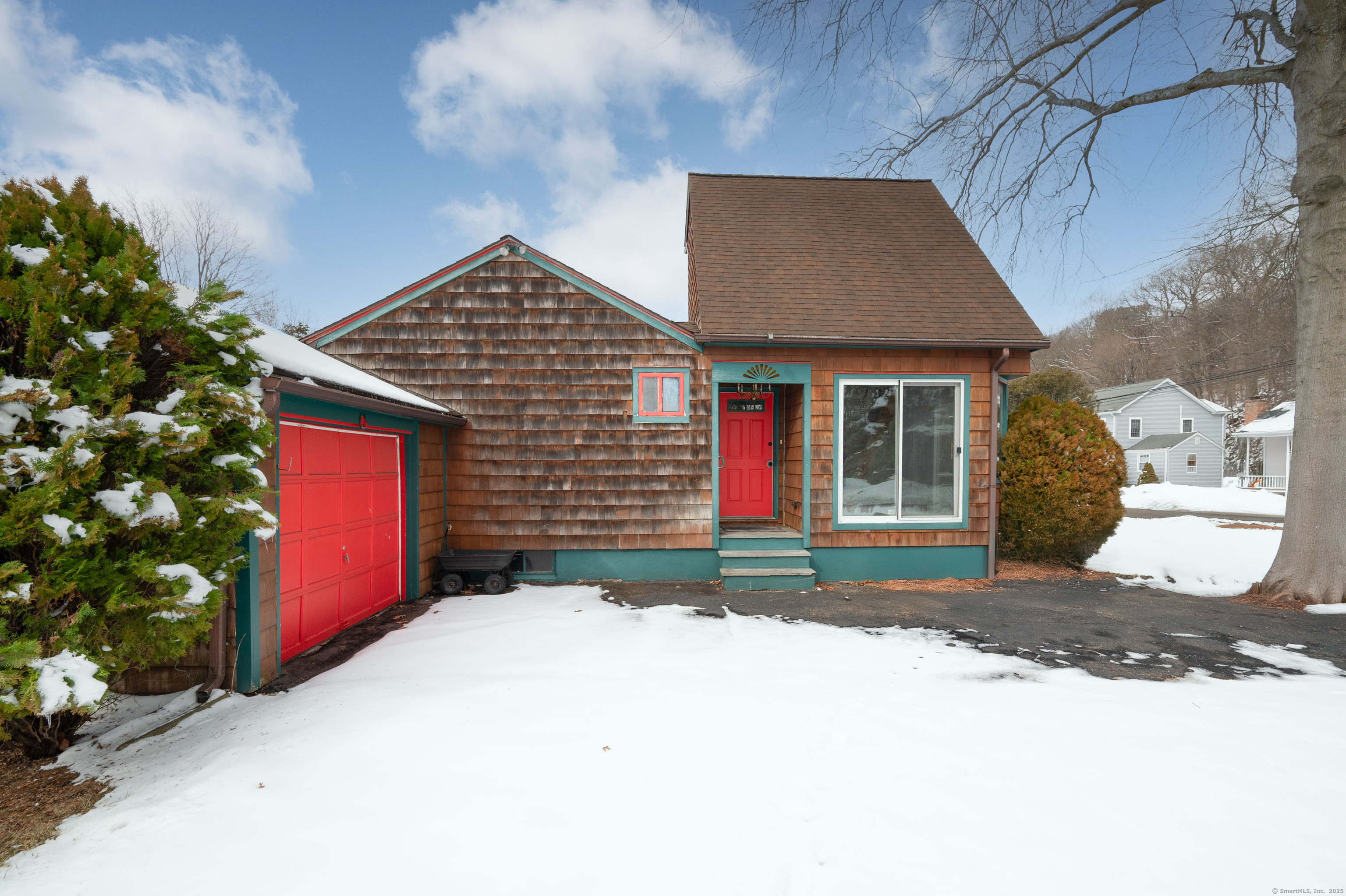 11 Buttonball Trail