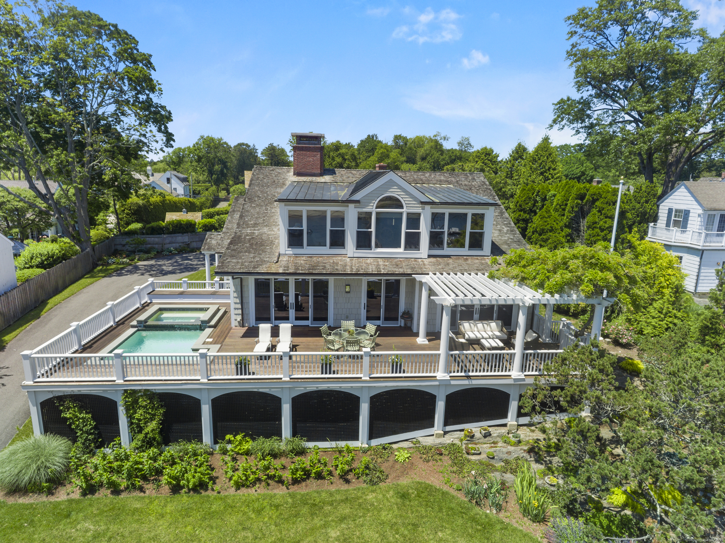 1060 Harbor Road