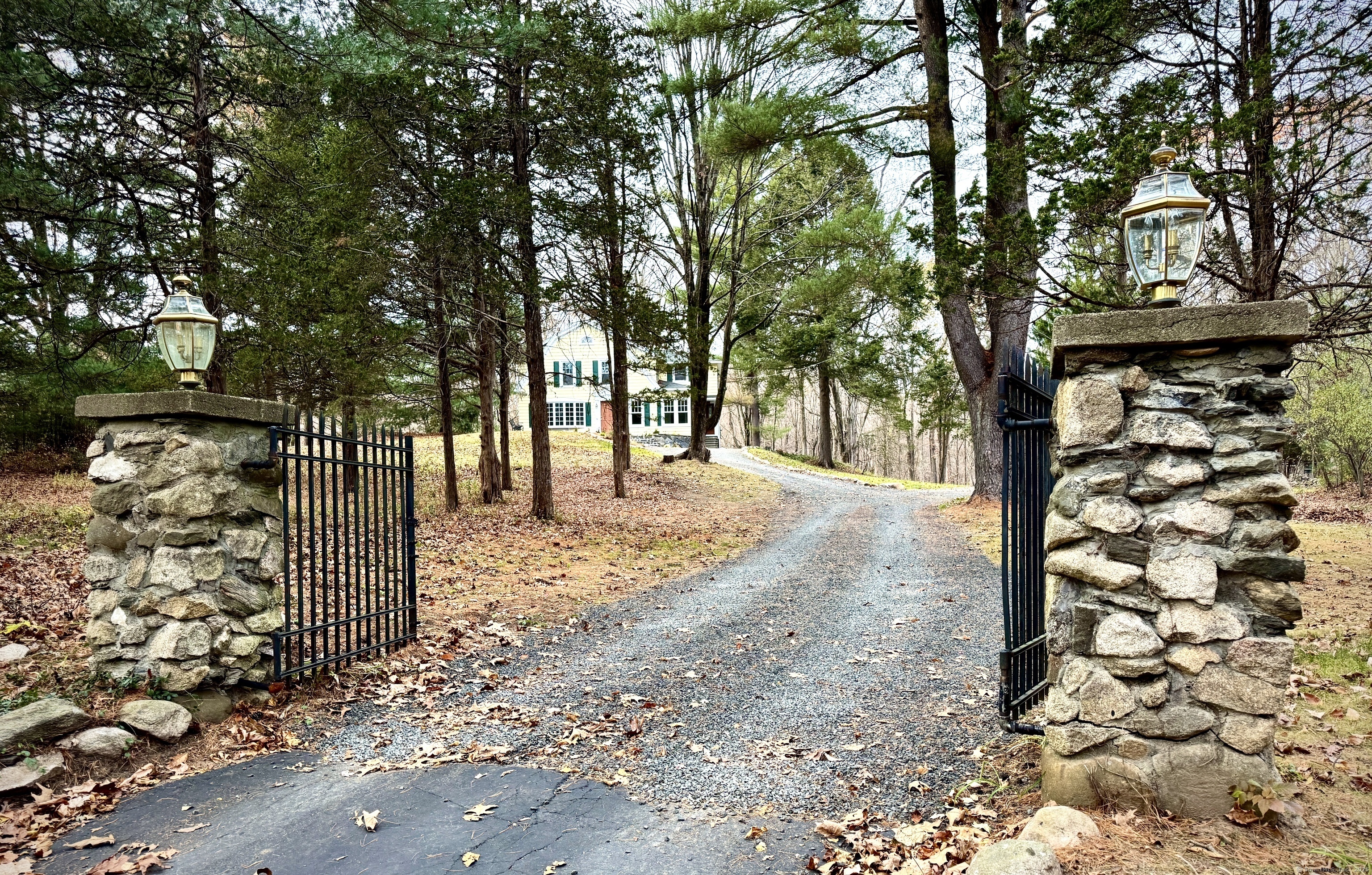 9 Dillon Road