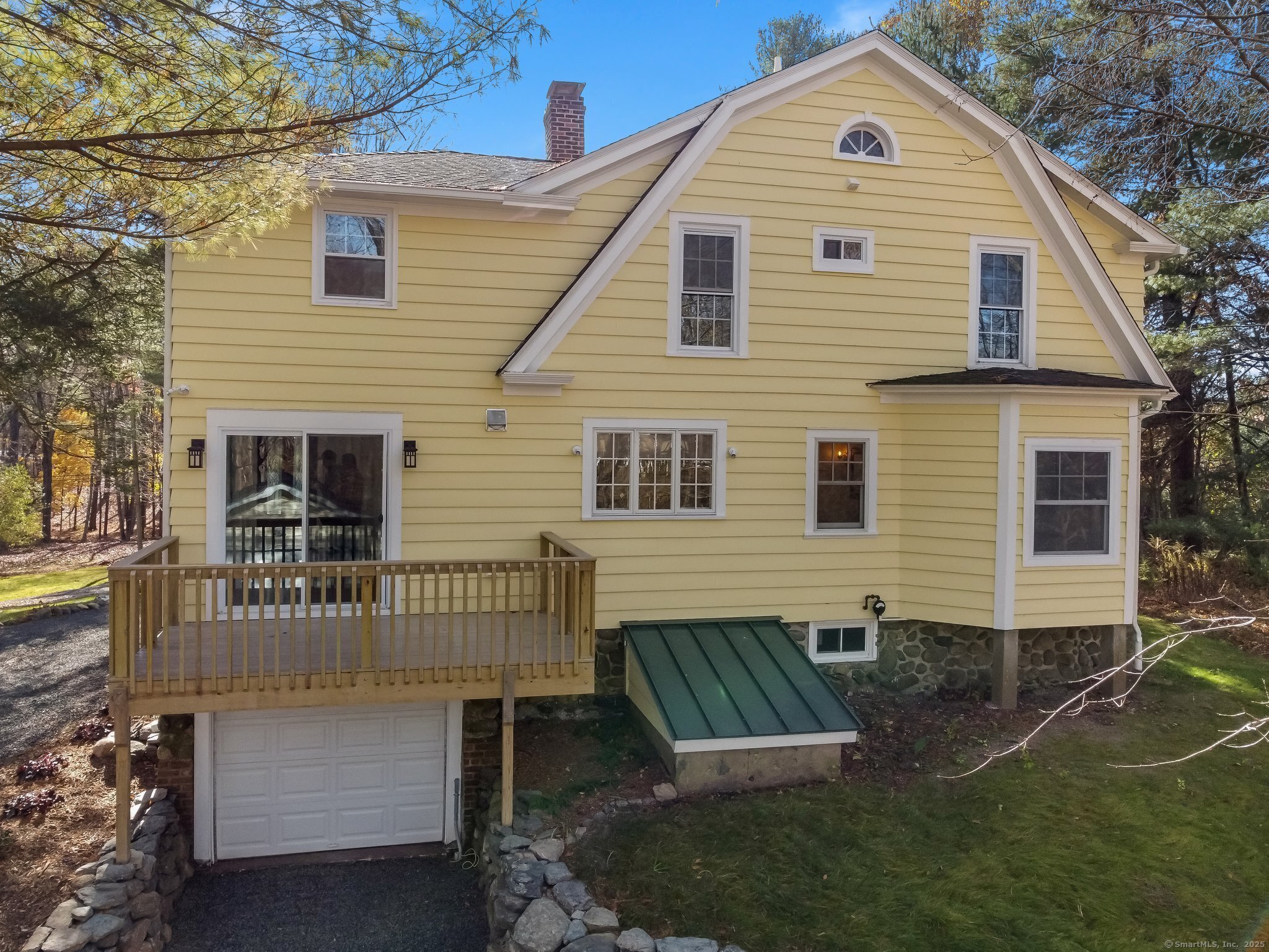 9 Dillon Road