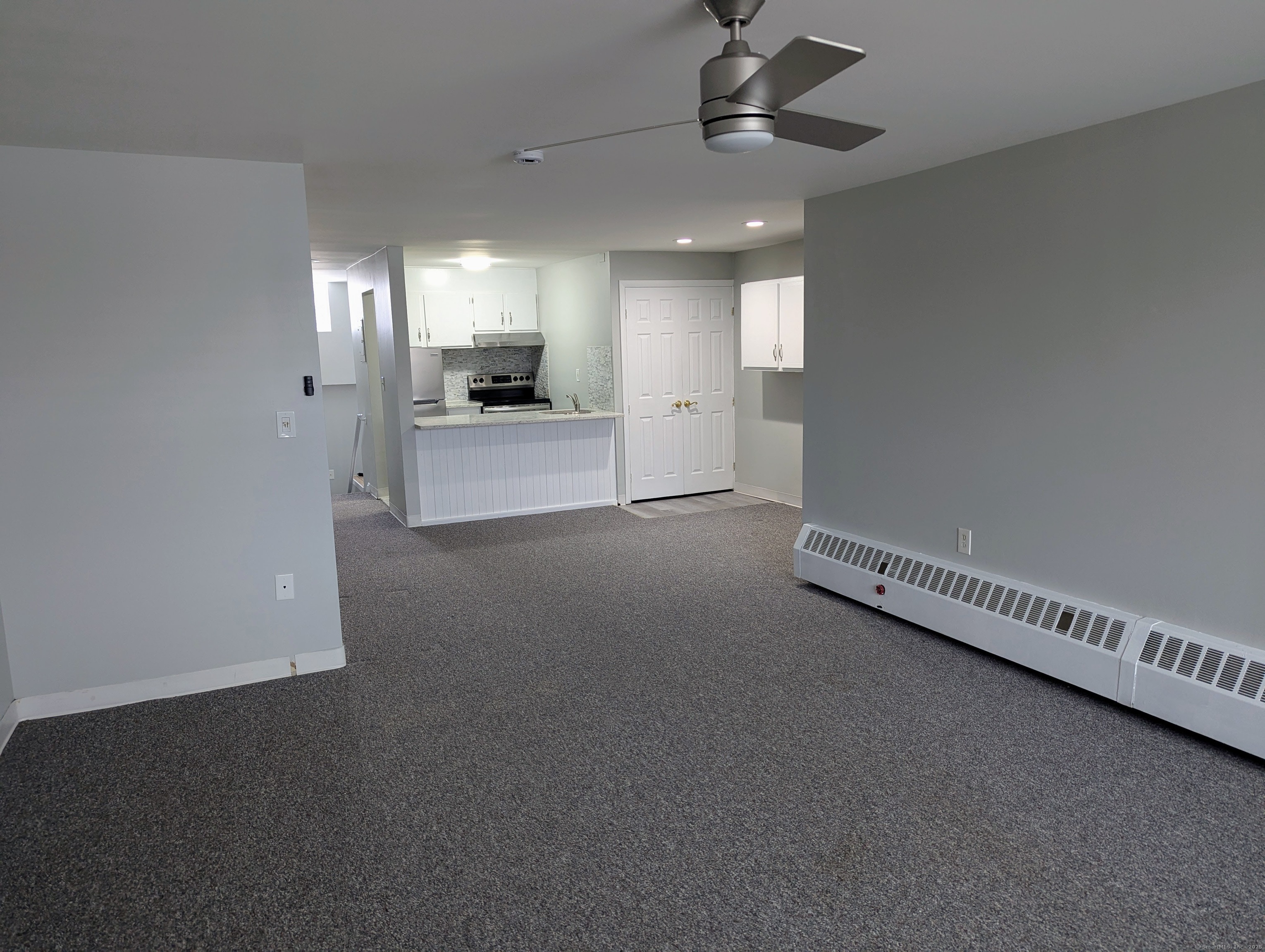 25 Ellsworth Street 24