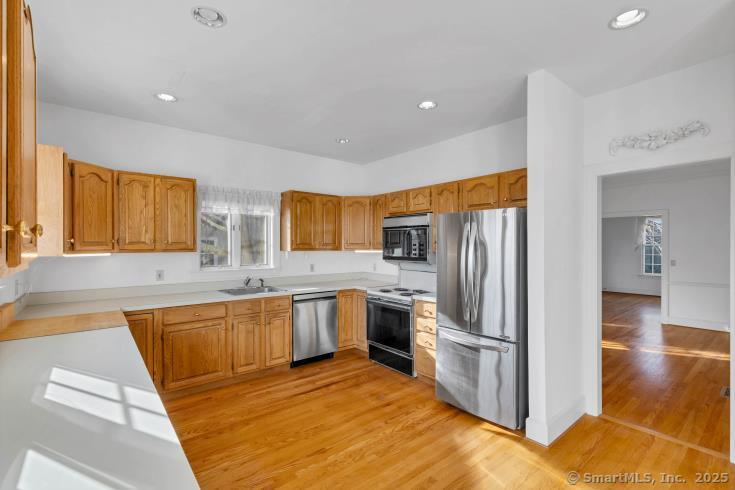 24 Kingsbridge Way 24