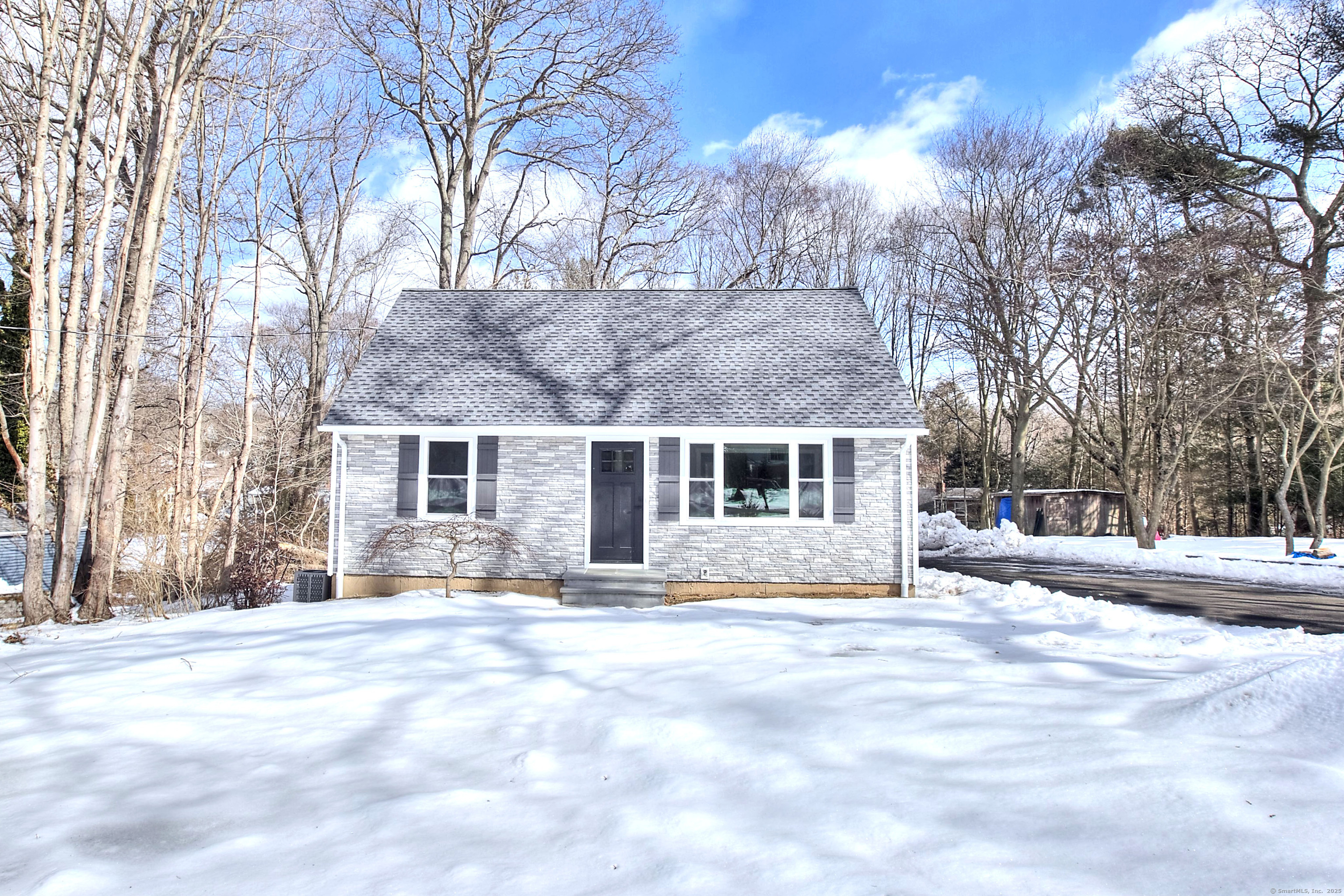 3642 Black Rock Turnpike