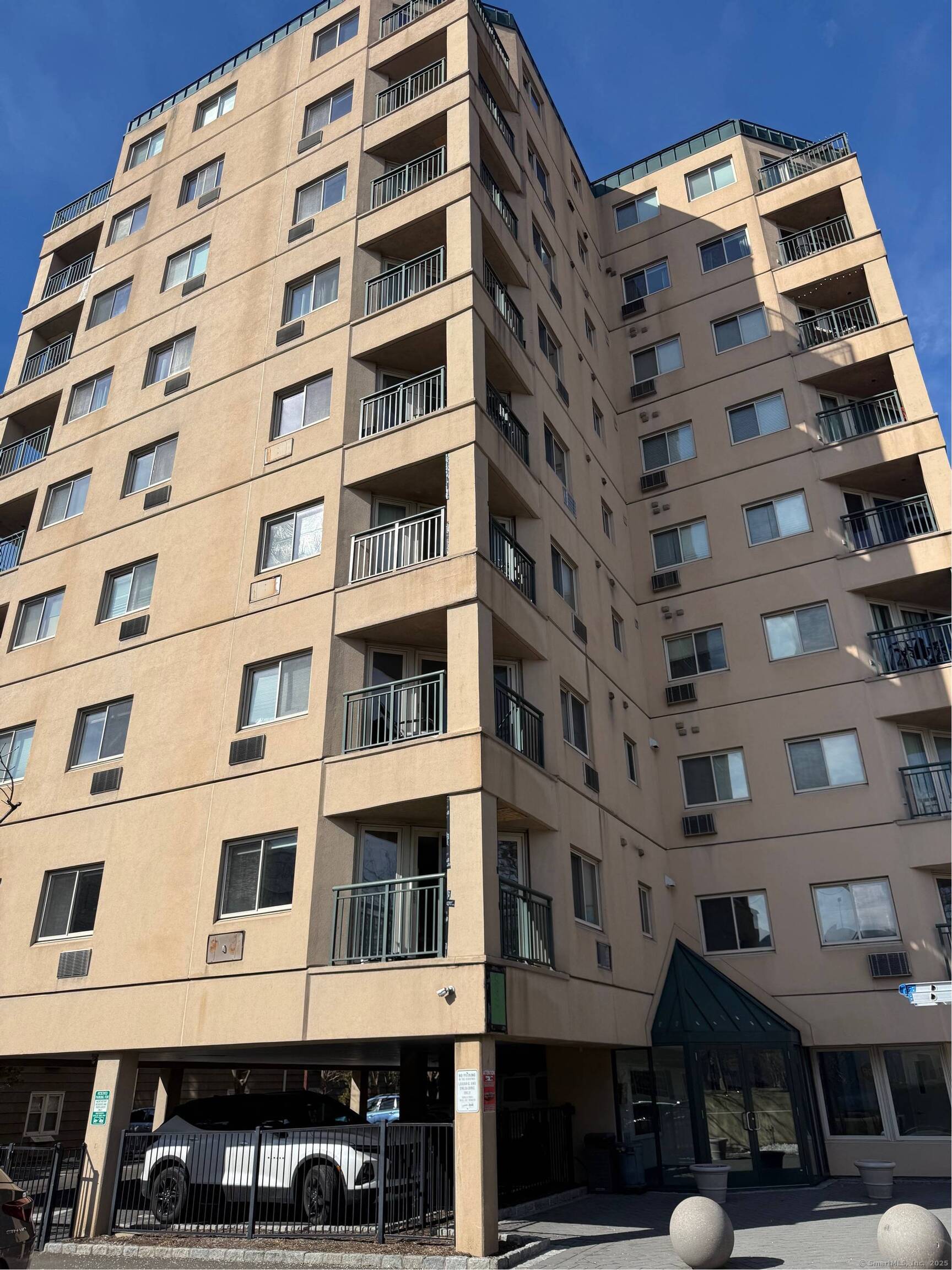 104 North Street APT 706