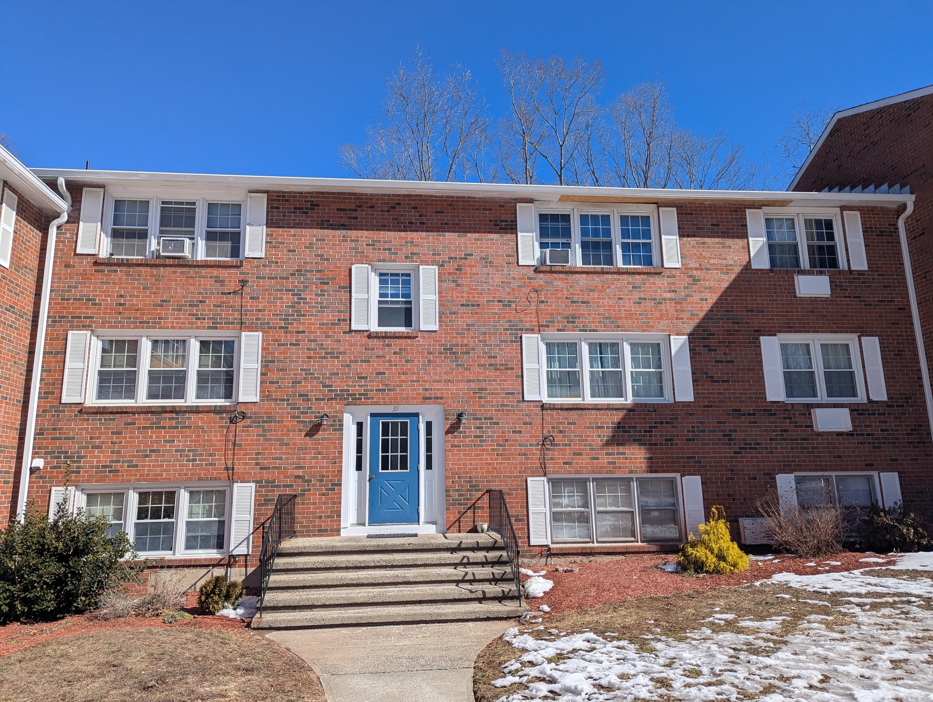 39 Briarwood Lane APT B