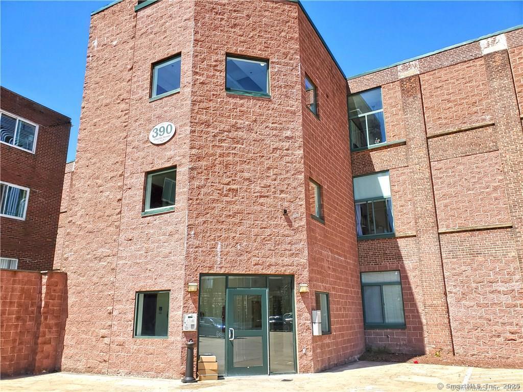 390 Charles Street 219