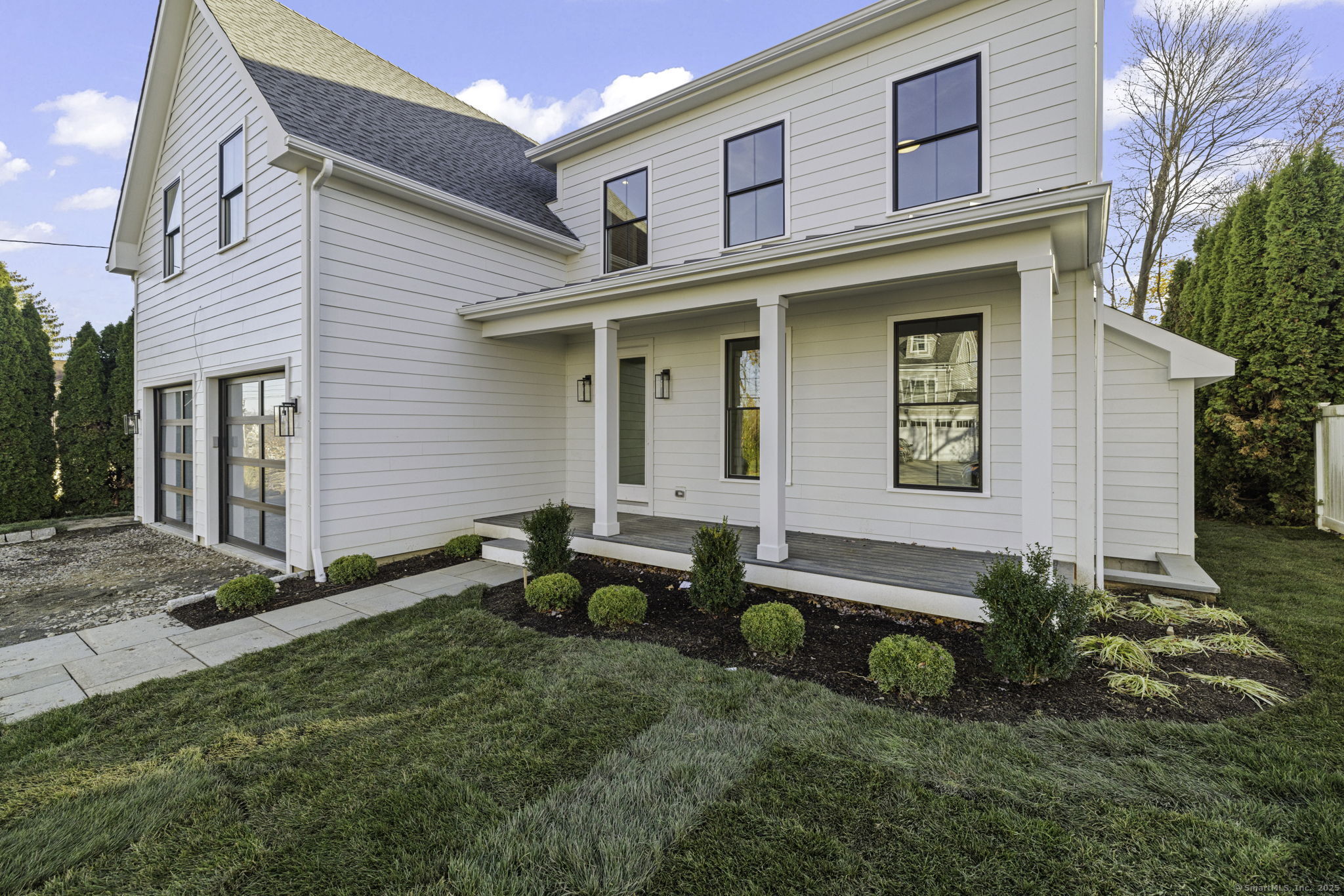 15 Sunrise Road