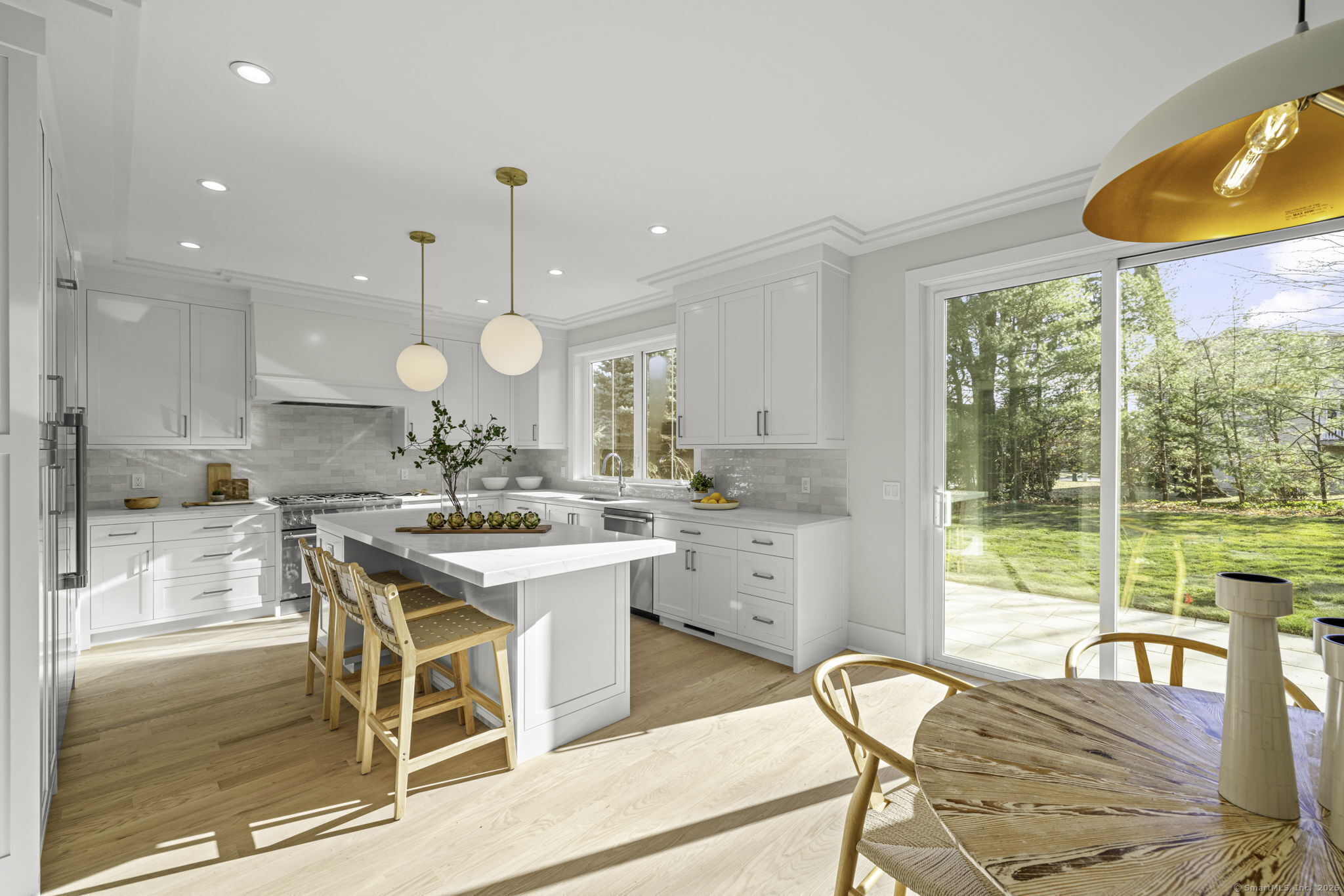 15 Sunrise Road