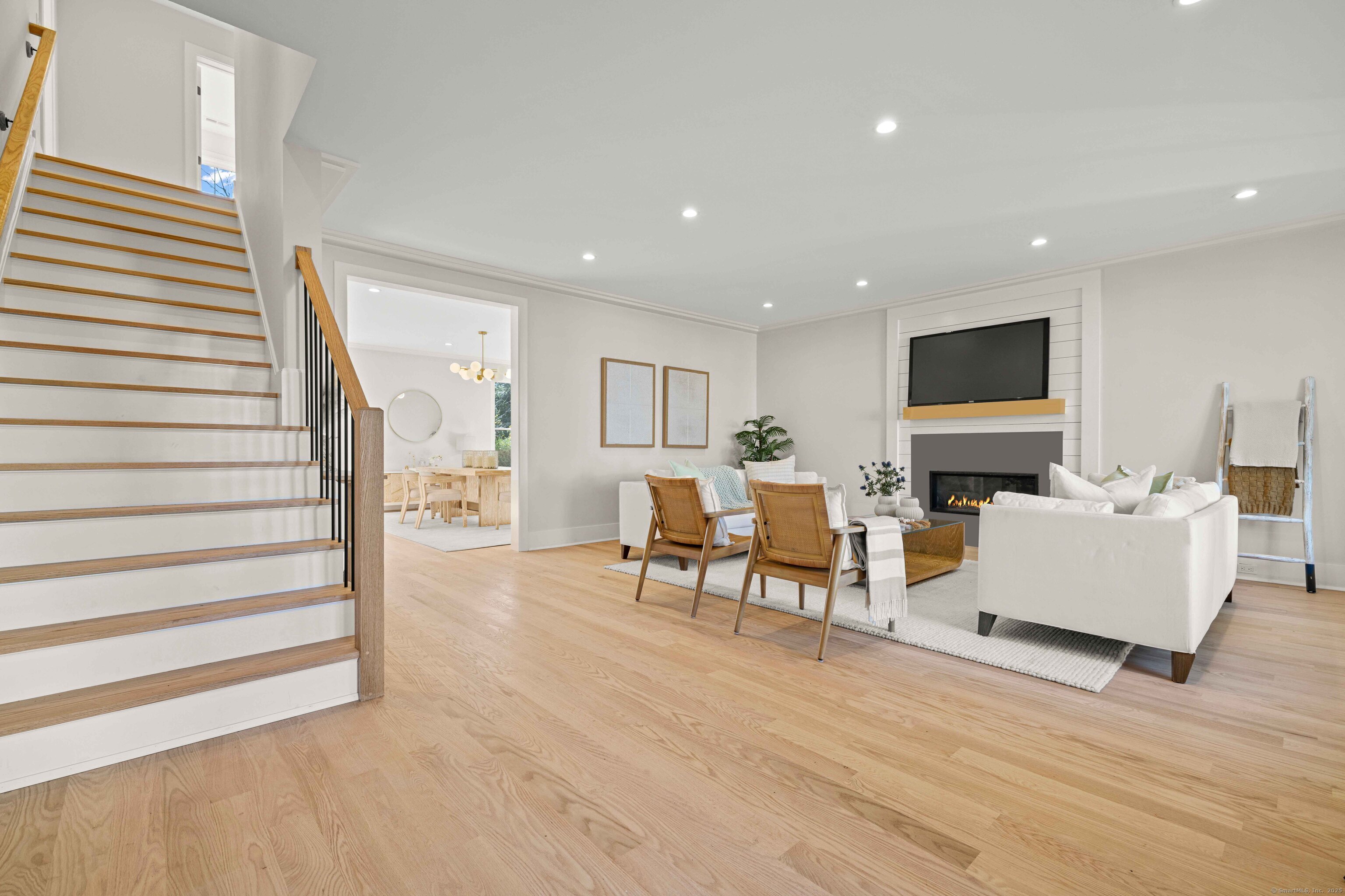 15 Sunrise Road