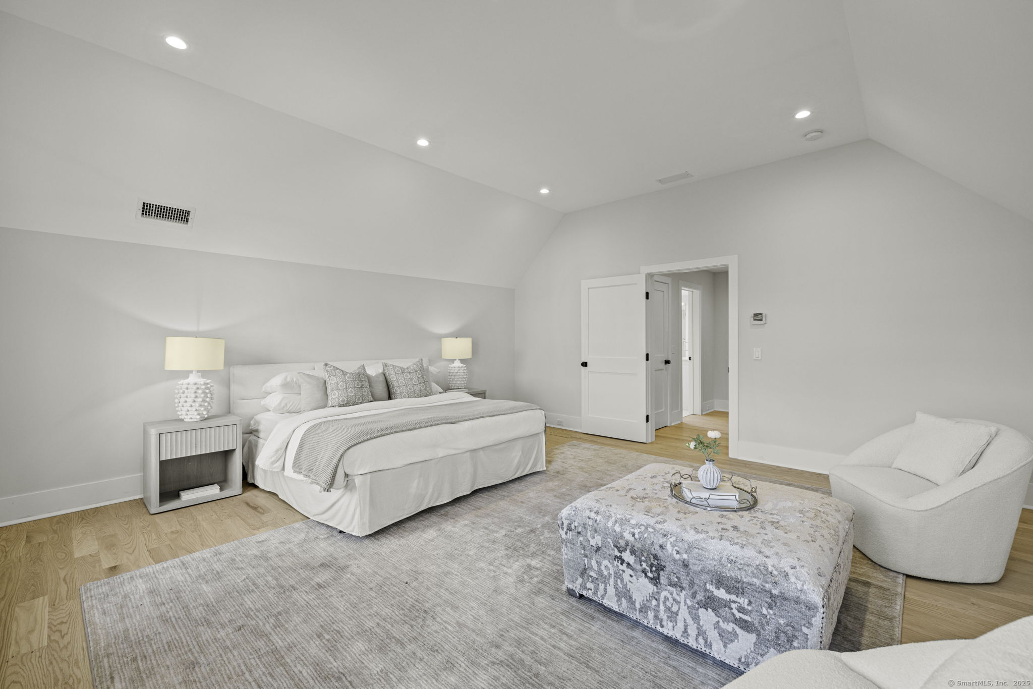 15 Sunrise Road