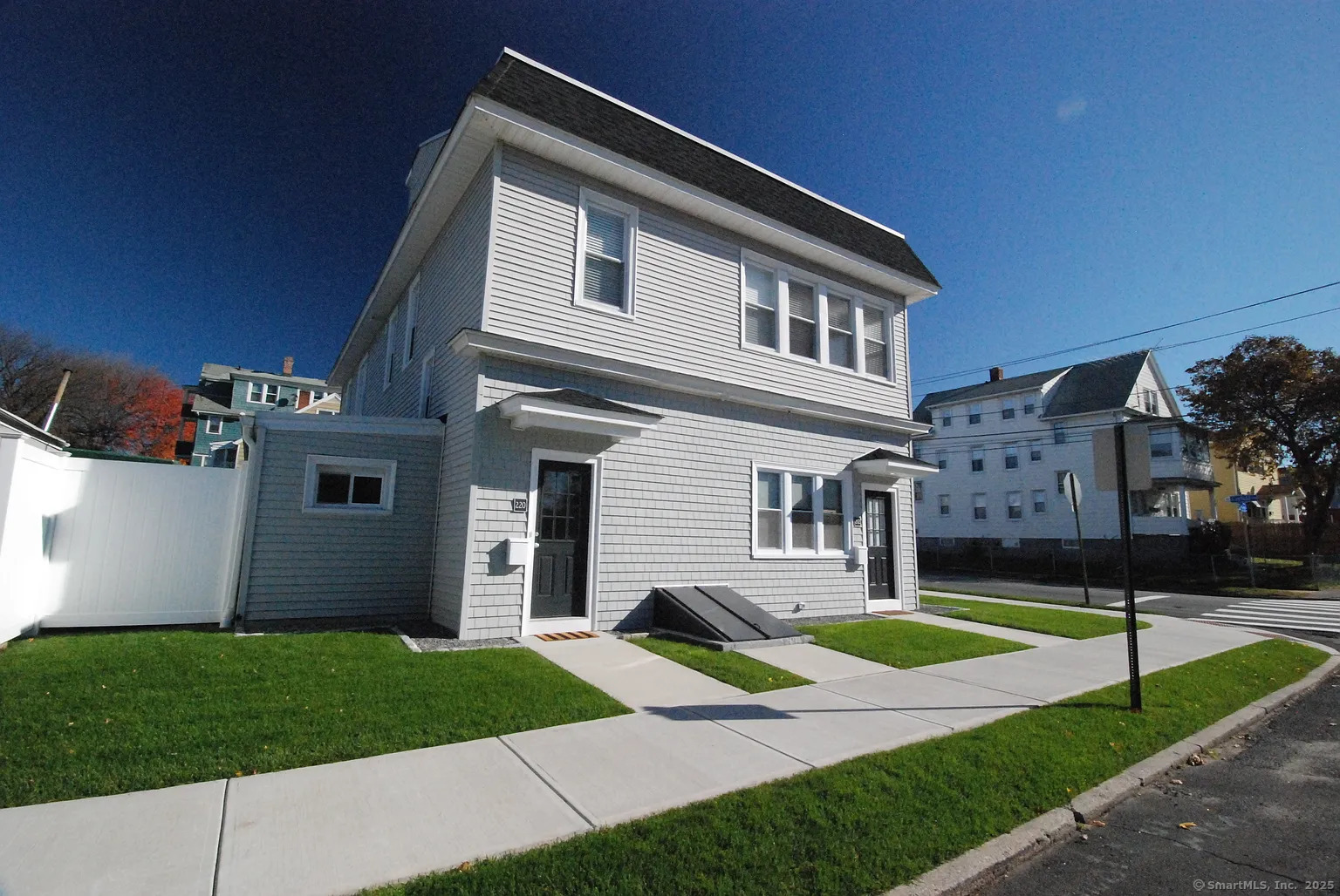 220 King Street
