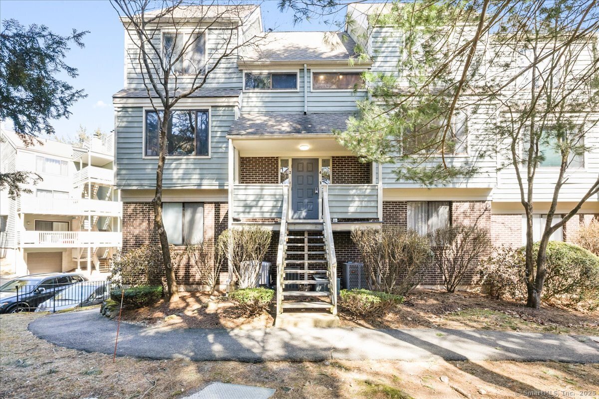 3 Oakwood Avenue B4