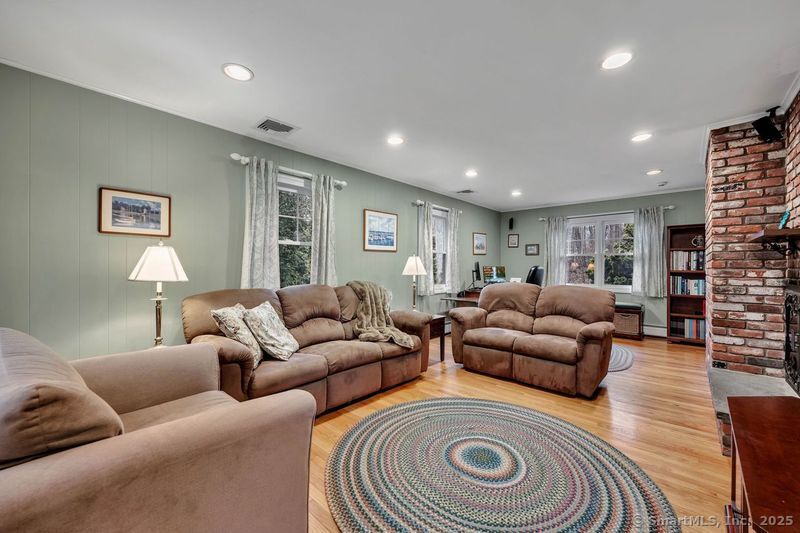61 Hillside Lane