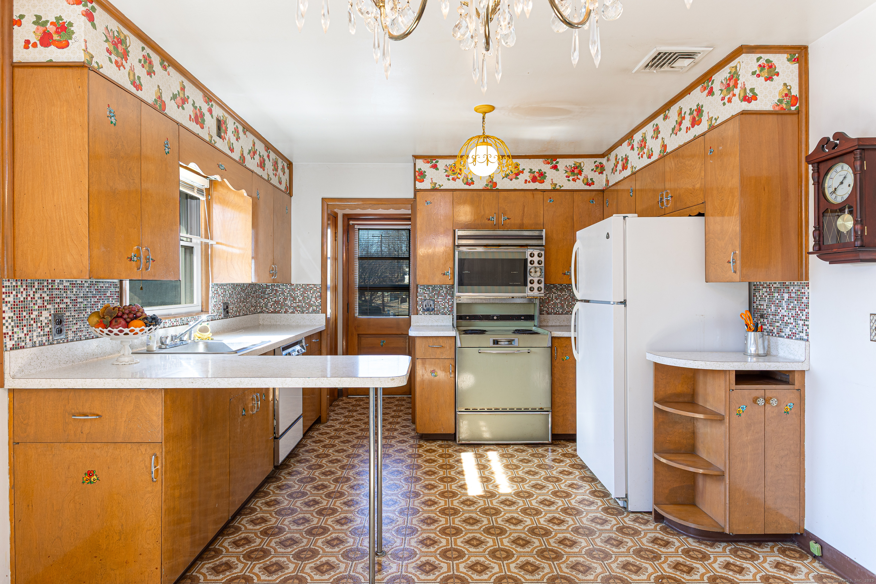 136 Cold Spring Road