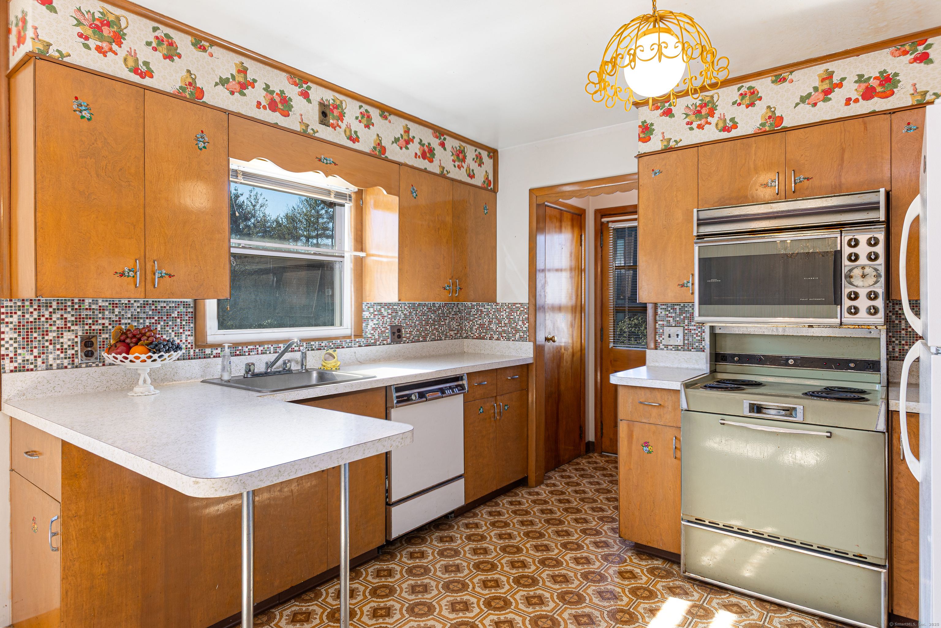 136 Cold Spring Road