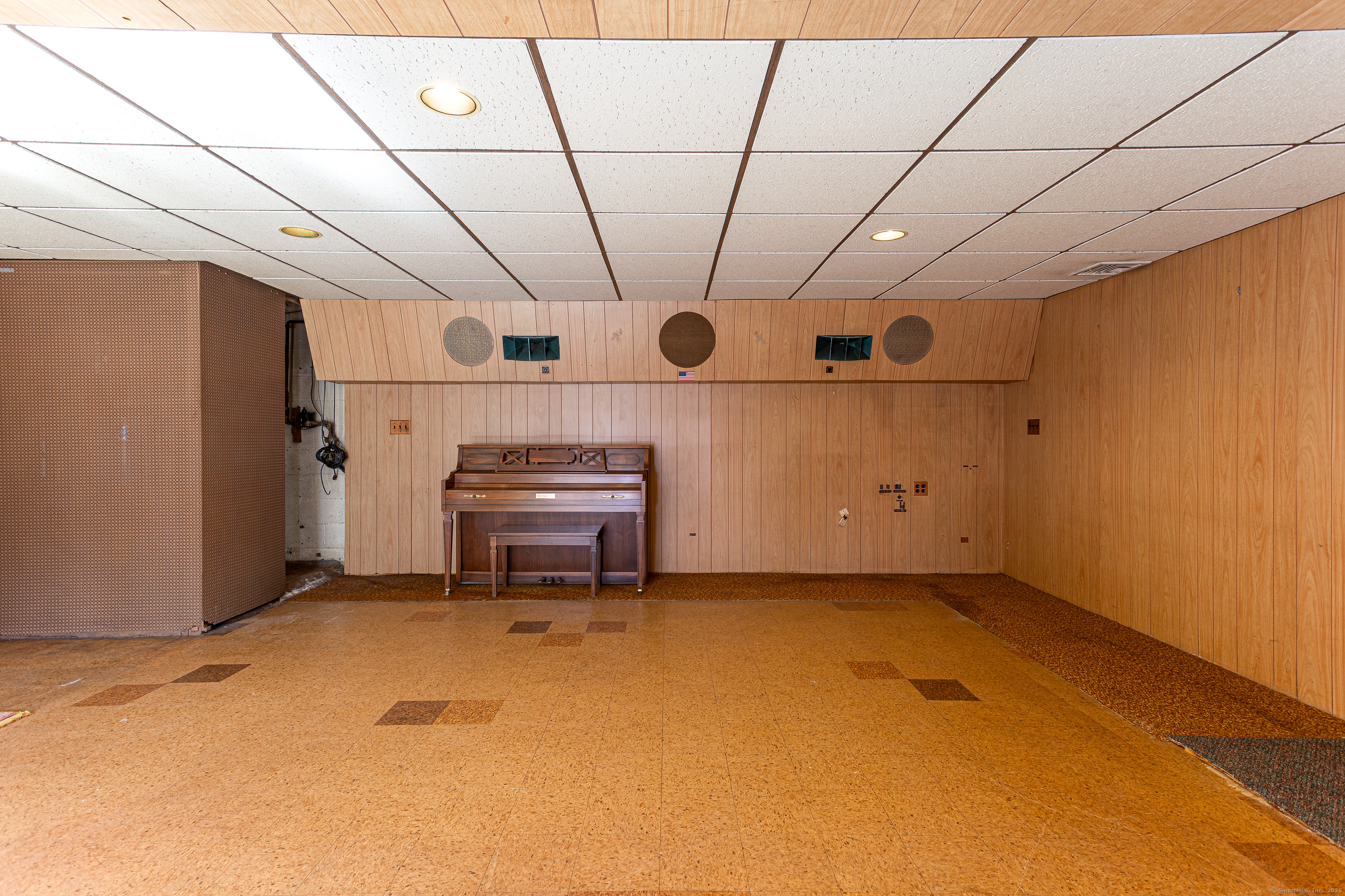 136 Cold Spring Road