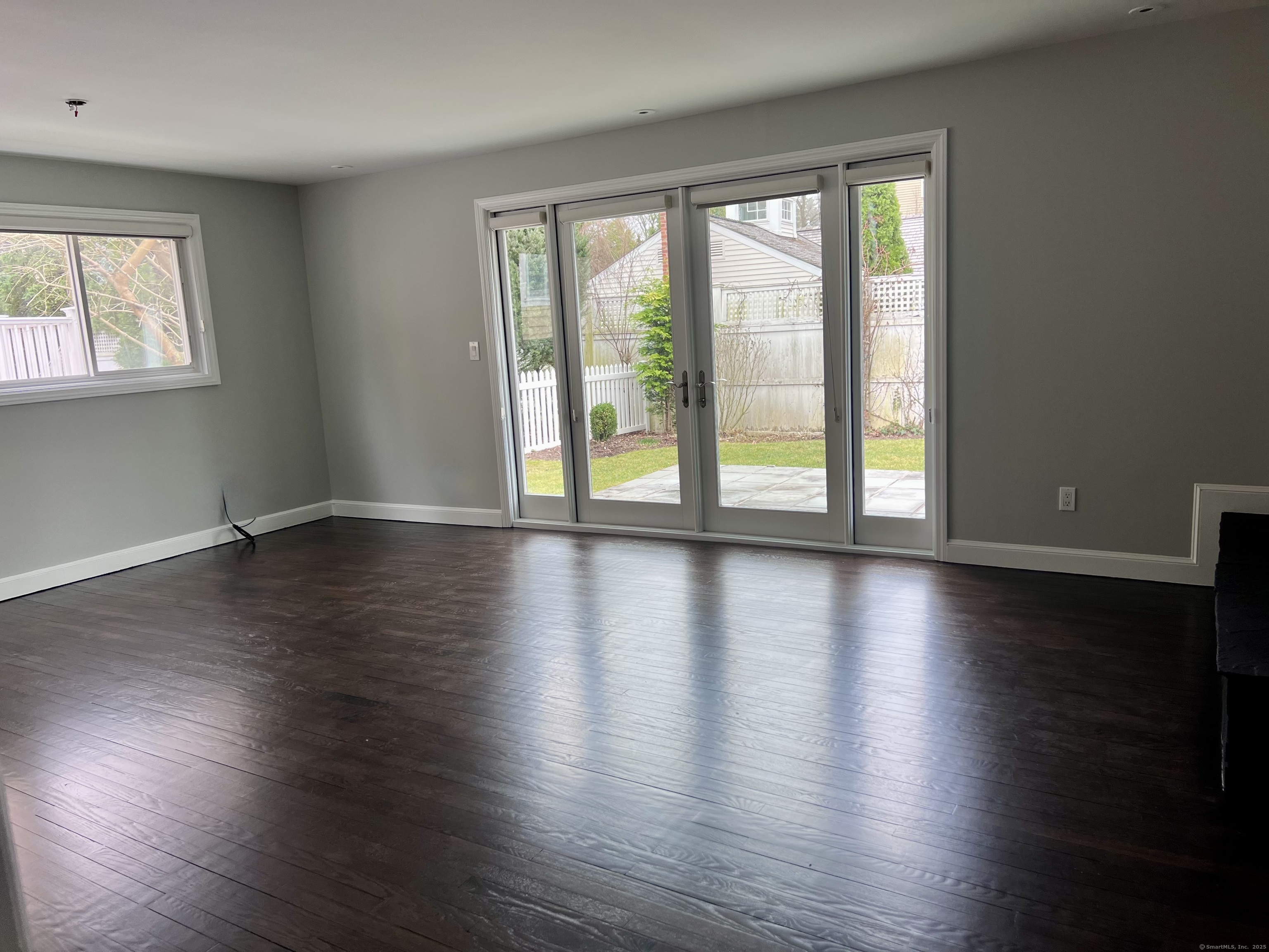 27 Richmondville Avenue