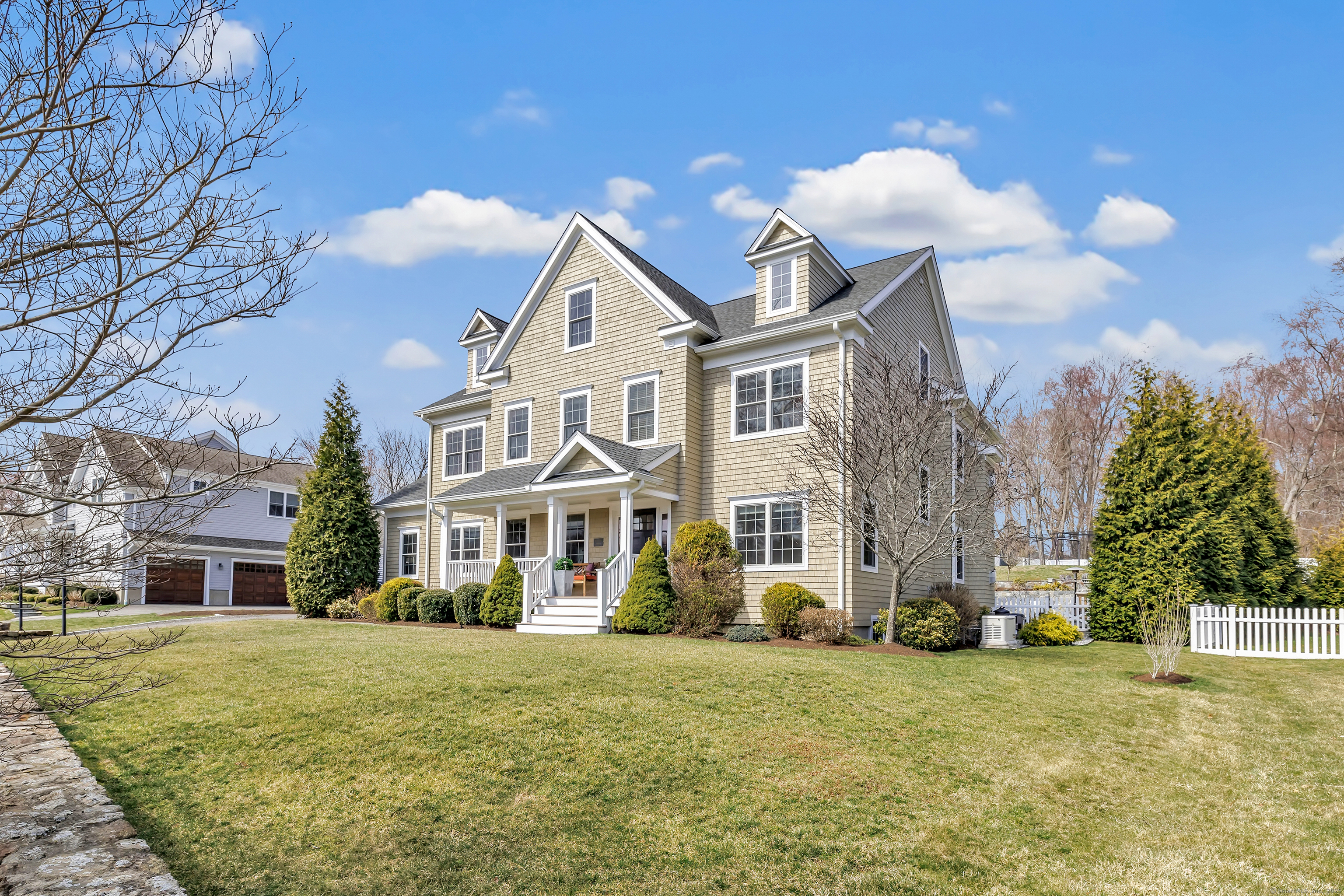 950 Mill Hill Terrace