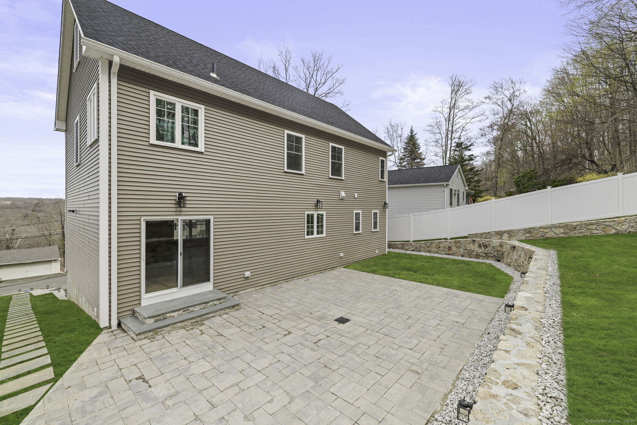 24 Hillandale Road