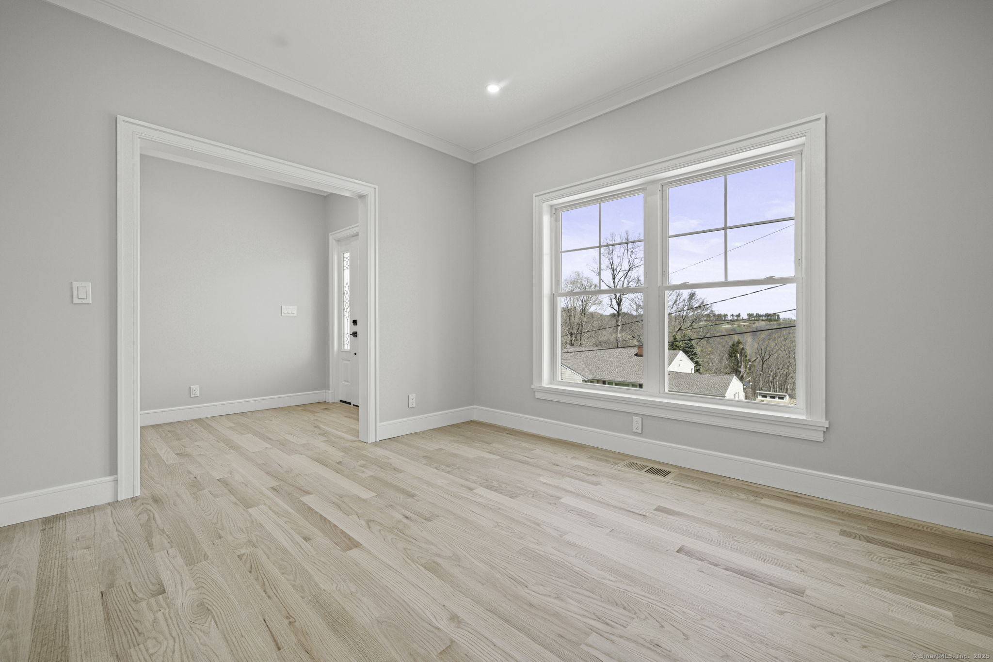 24 Hillandale Road