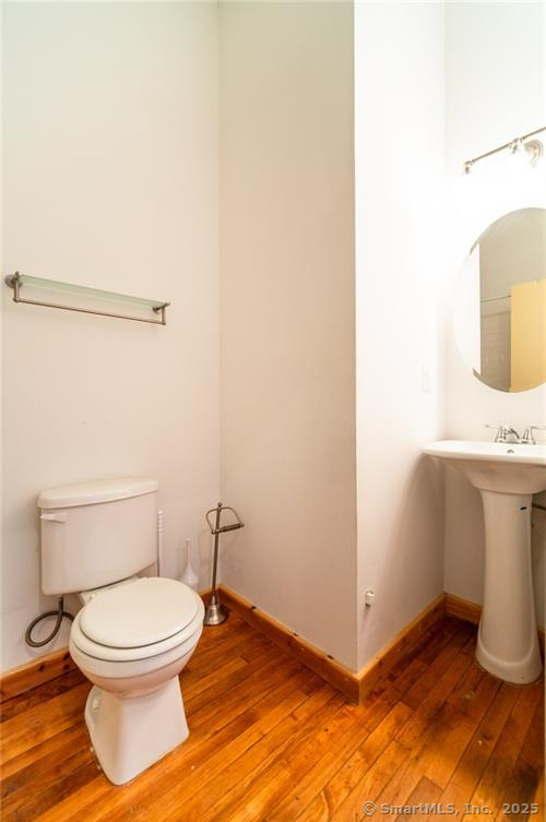 325 Lafayette Street 2204