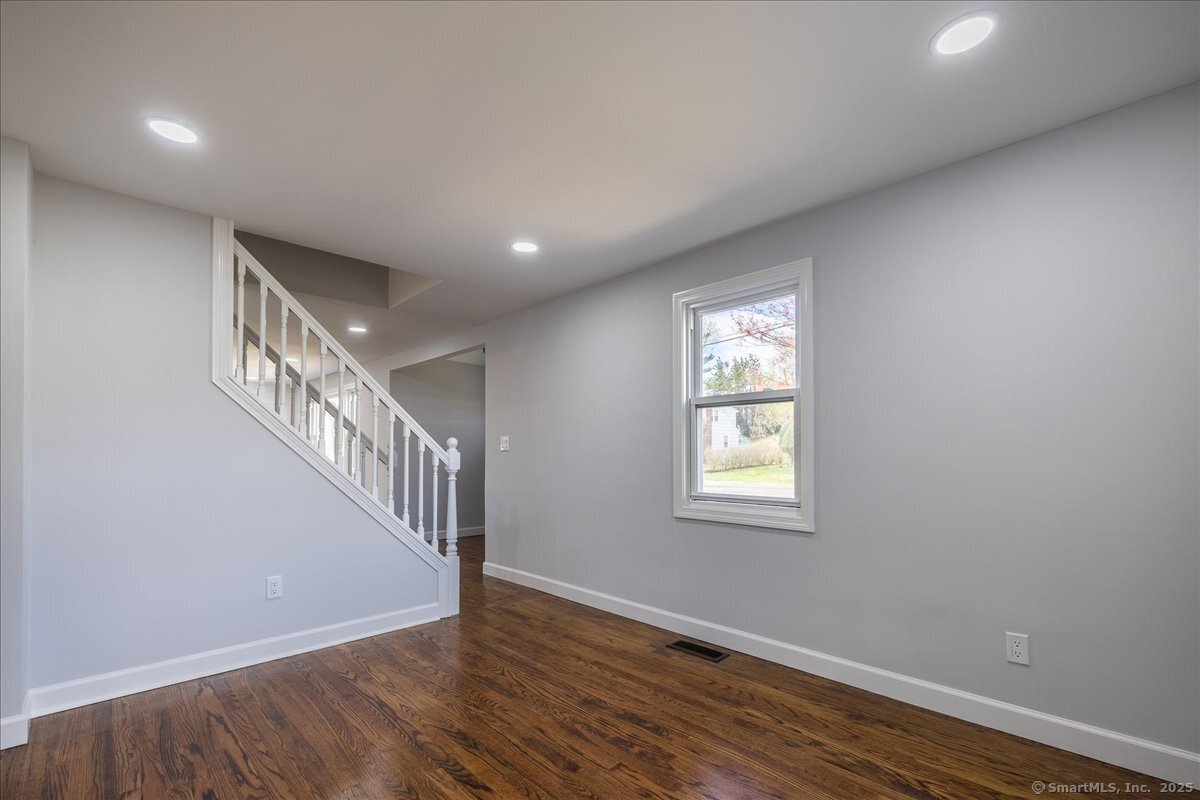 7 Ascolese Road