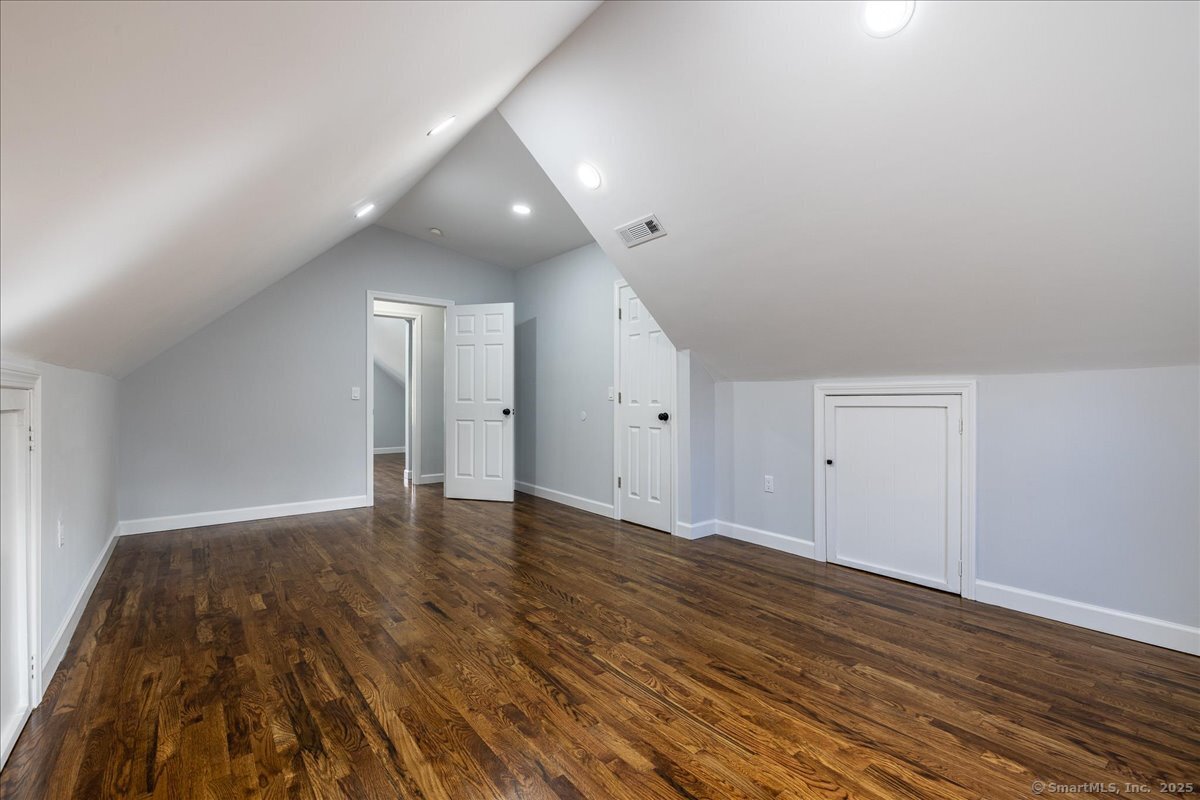 7 Ascolese Road