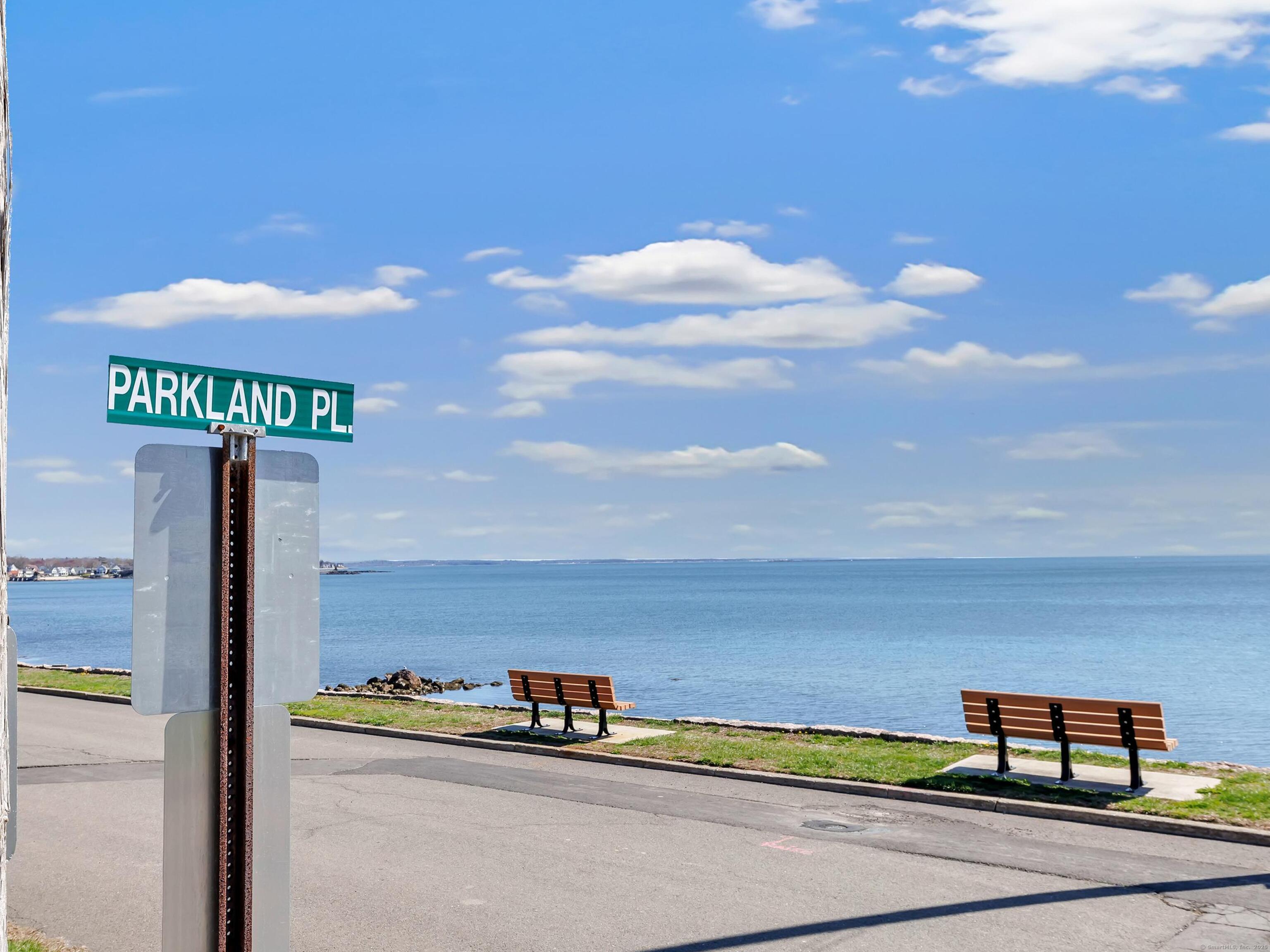 33-37 Parkland Place