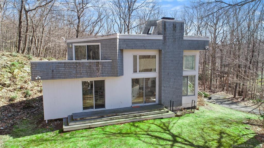 126 Gallows Hill Road