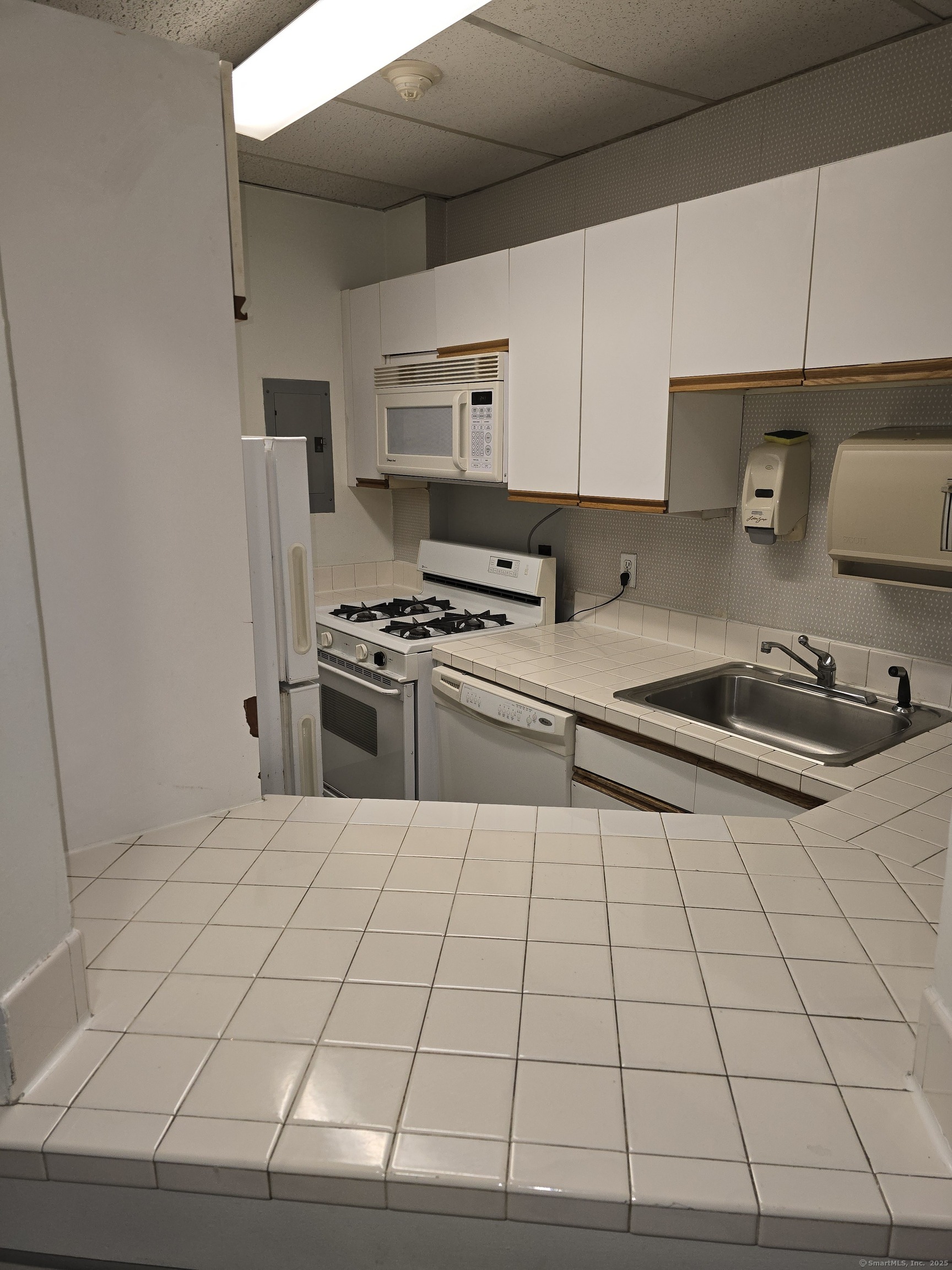 2625 Park Avenue 8P