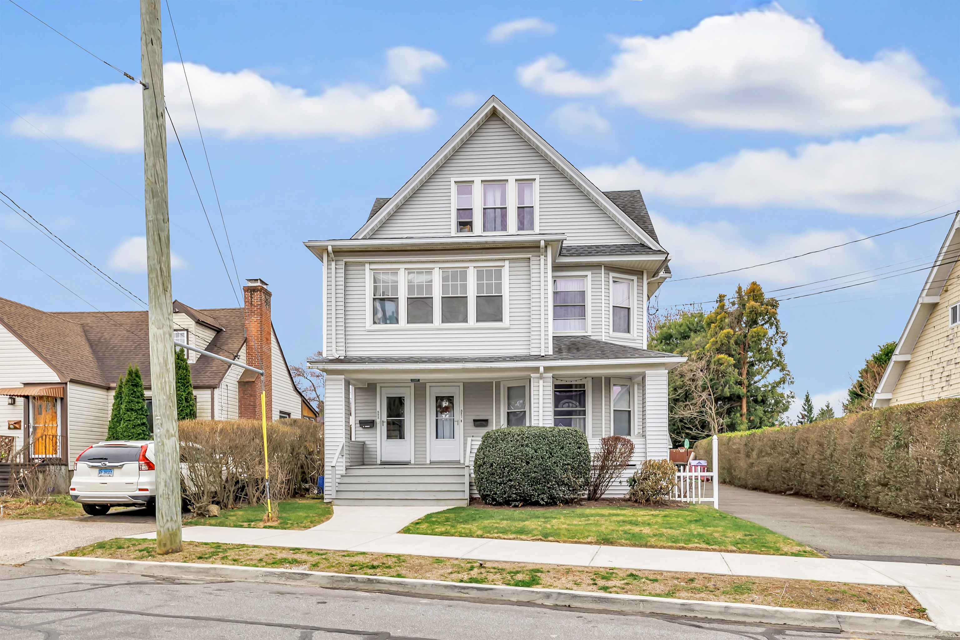 525 Courtland Avenue