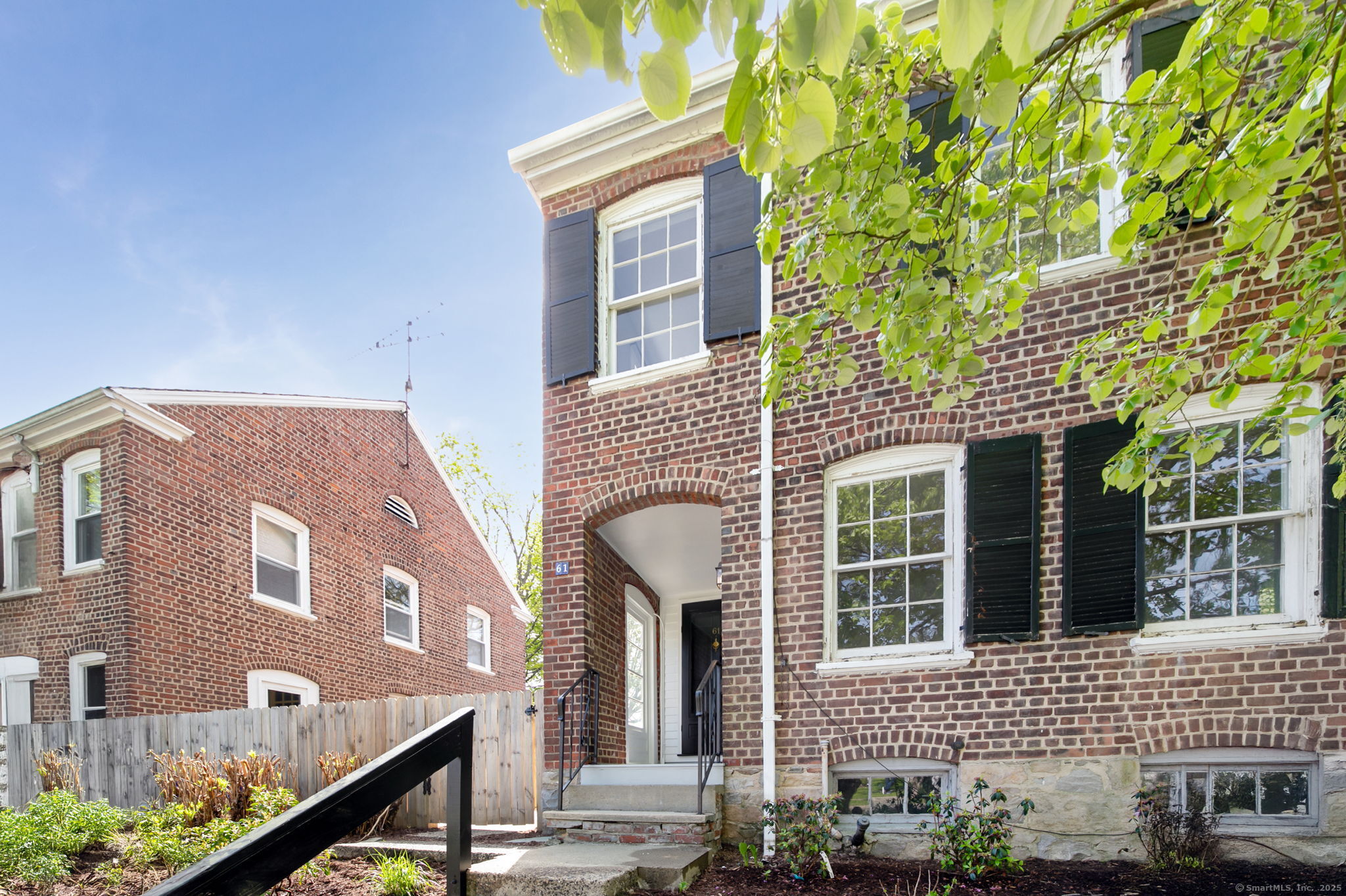 61 Longview Avenue