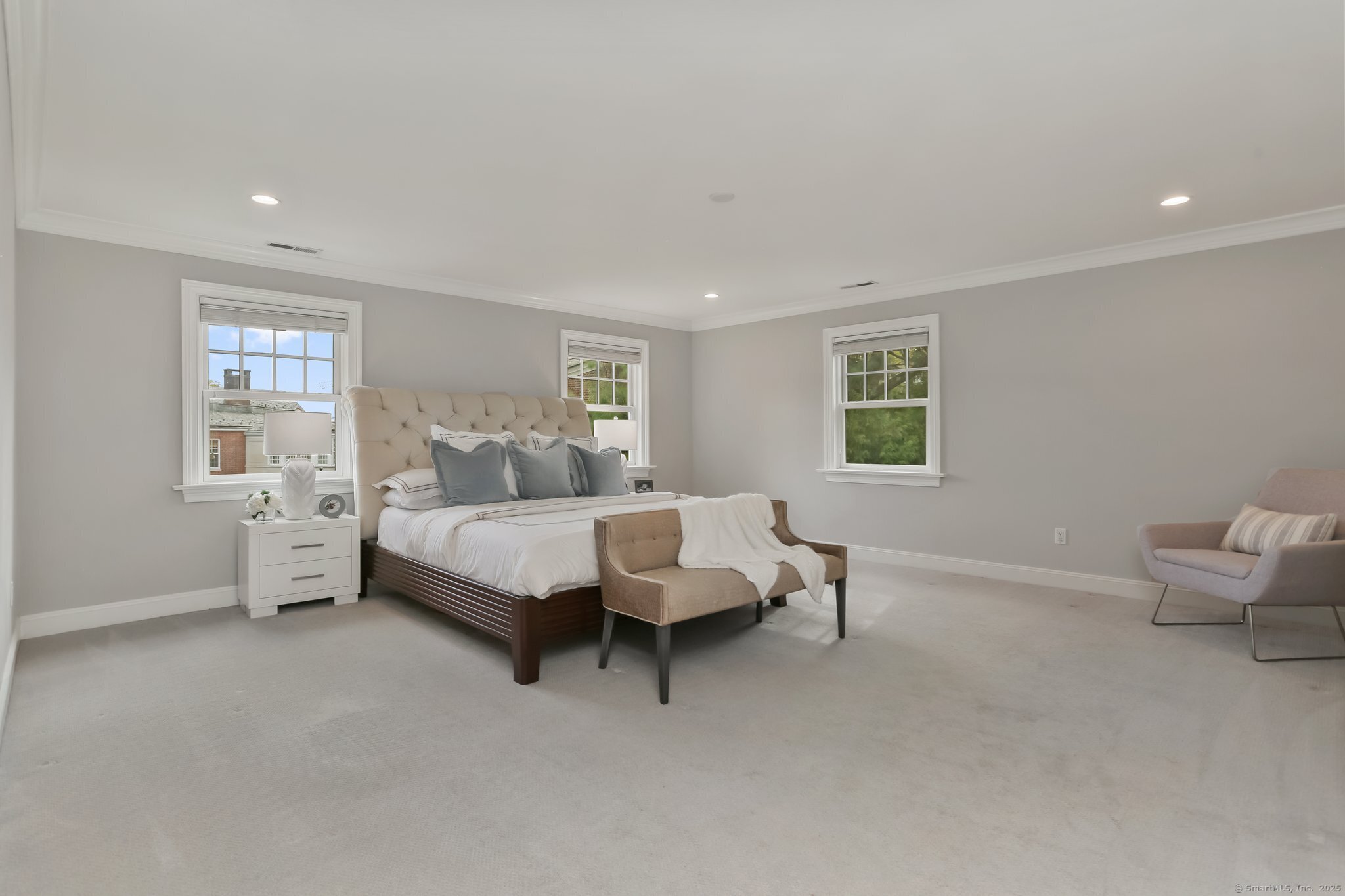 12 Laddins Rock Road