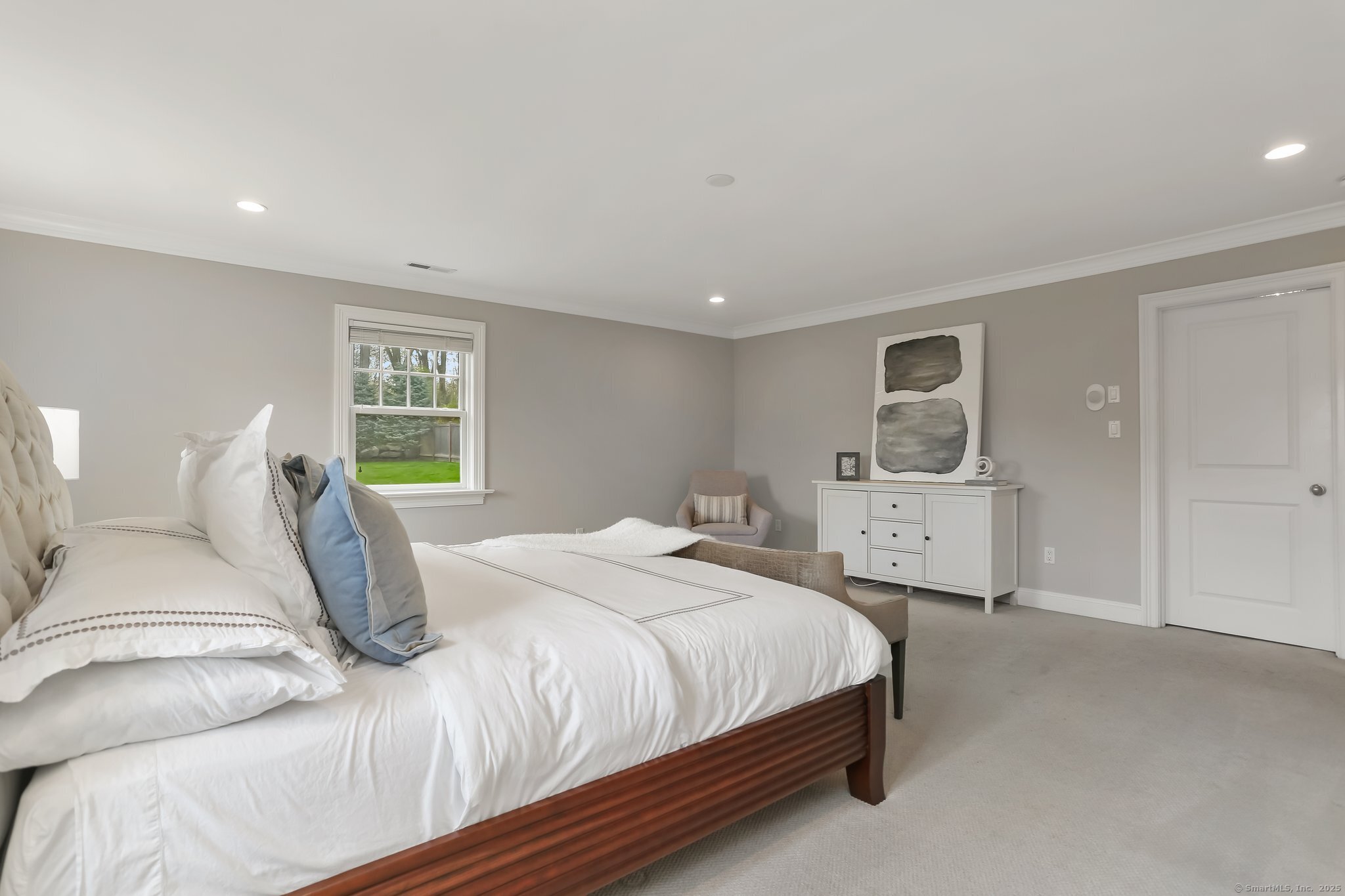 12 Laddins Rock Road