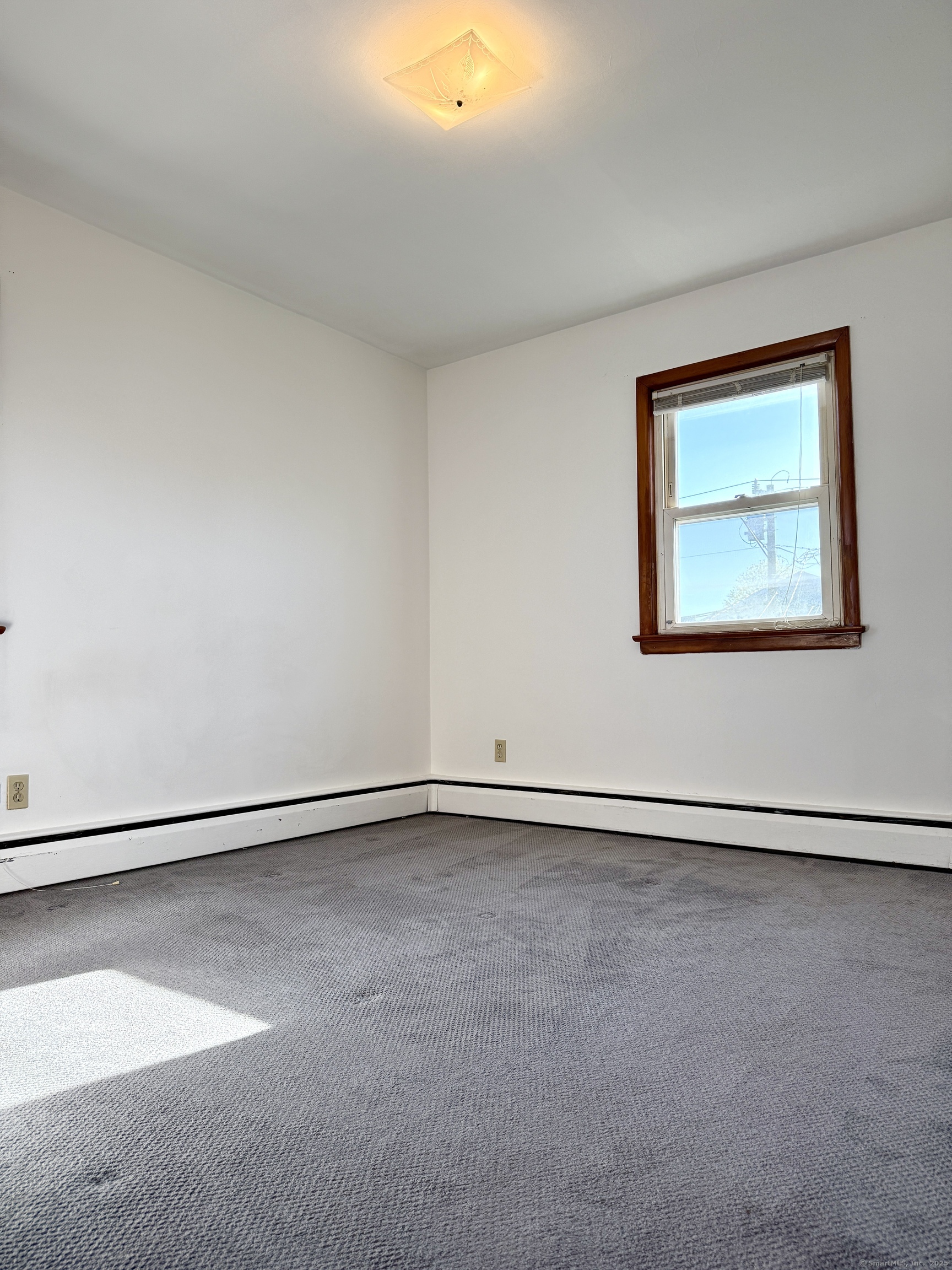10 Fairview Avenue 2