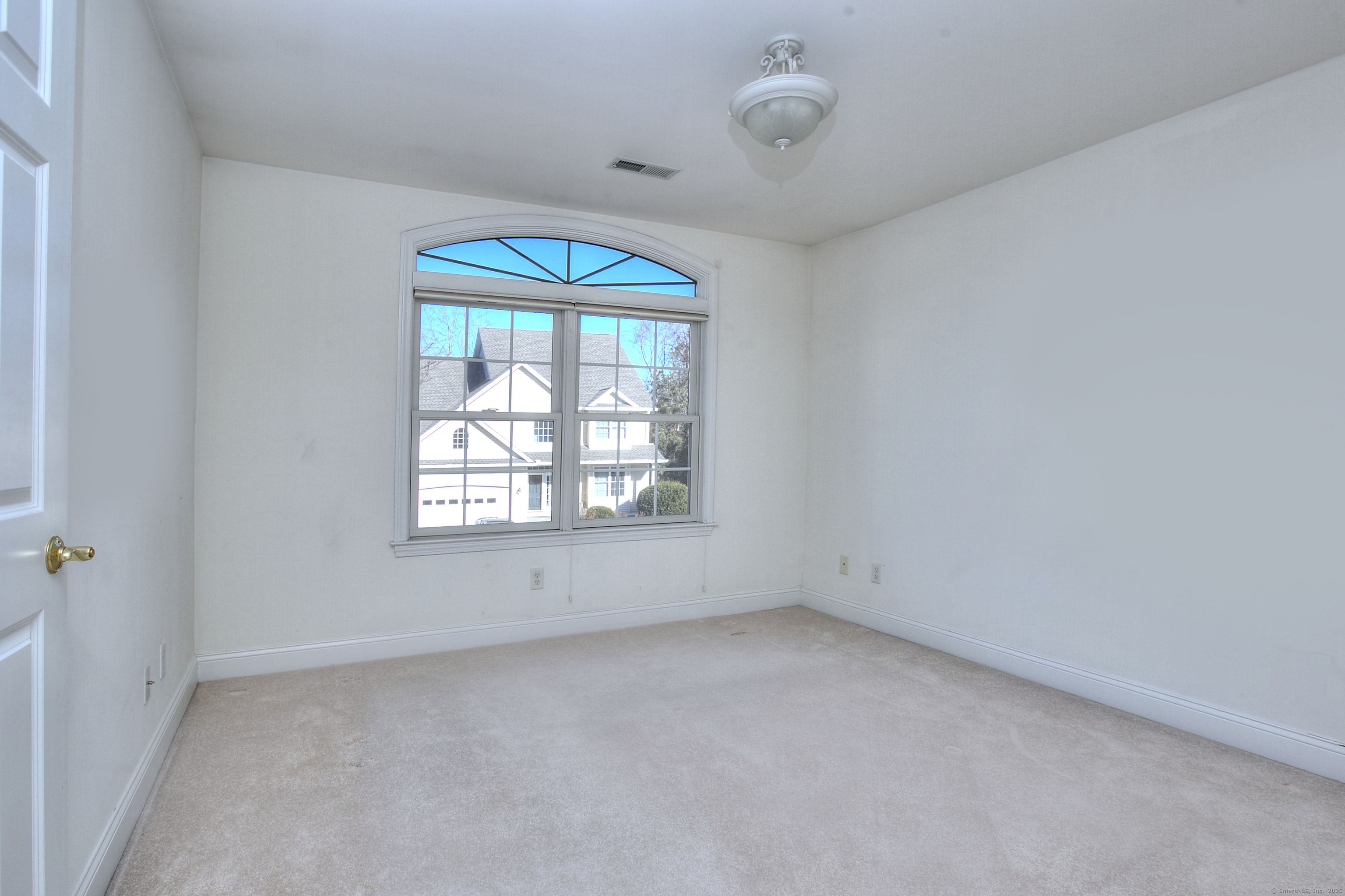 221 Fitch Pass 221