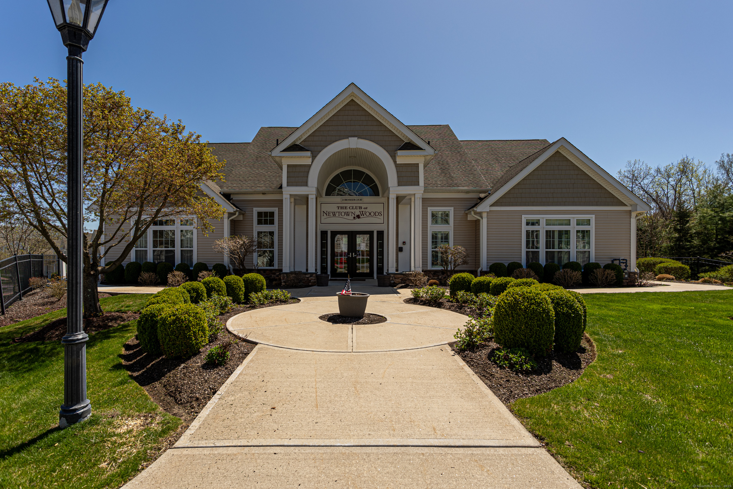 411 Brookside Court 411