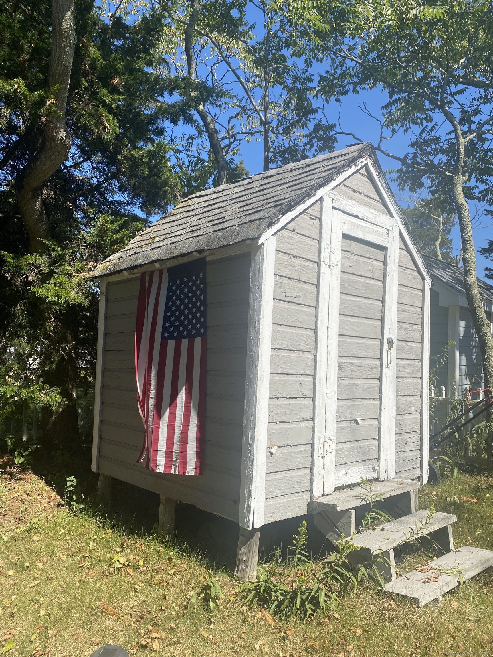 21 Central Avenue