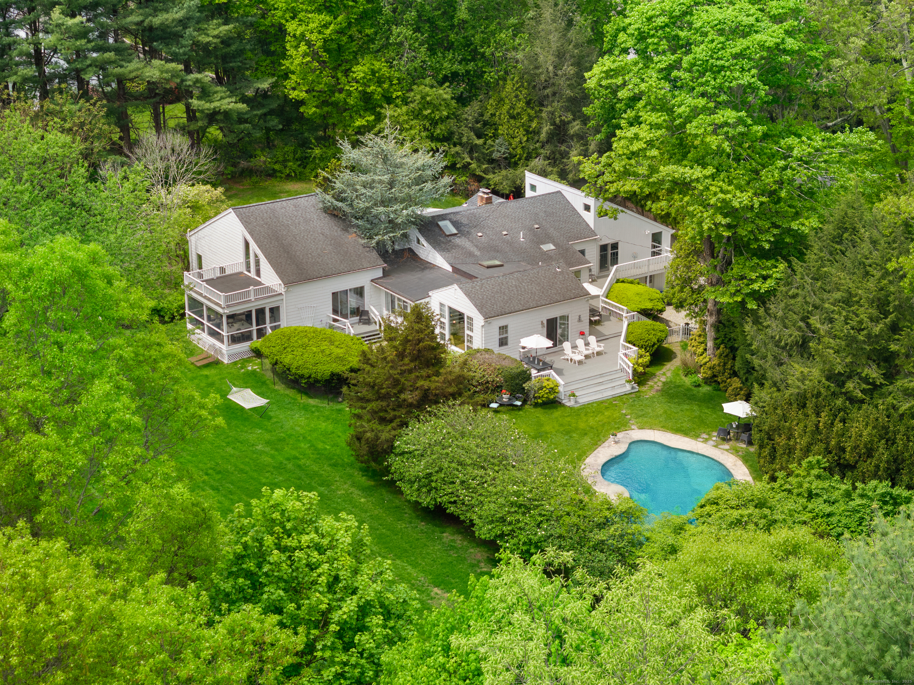 10 Twin Falls Lane